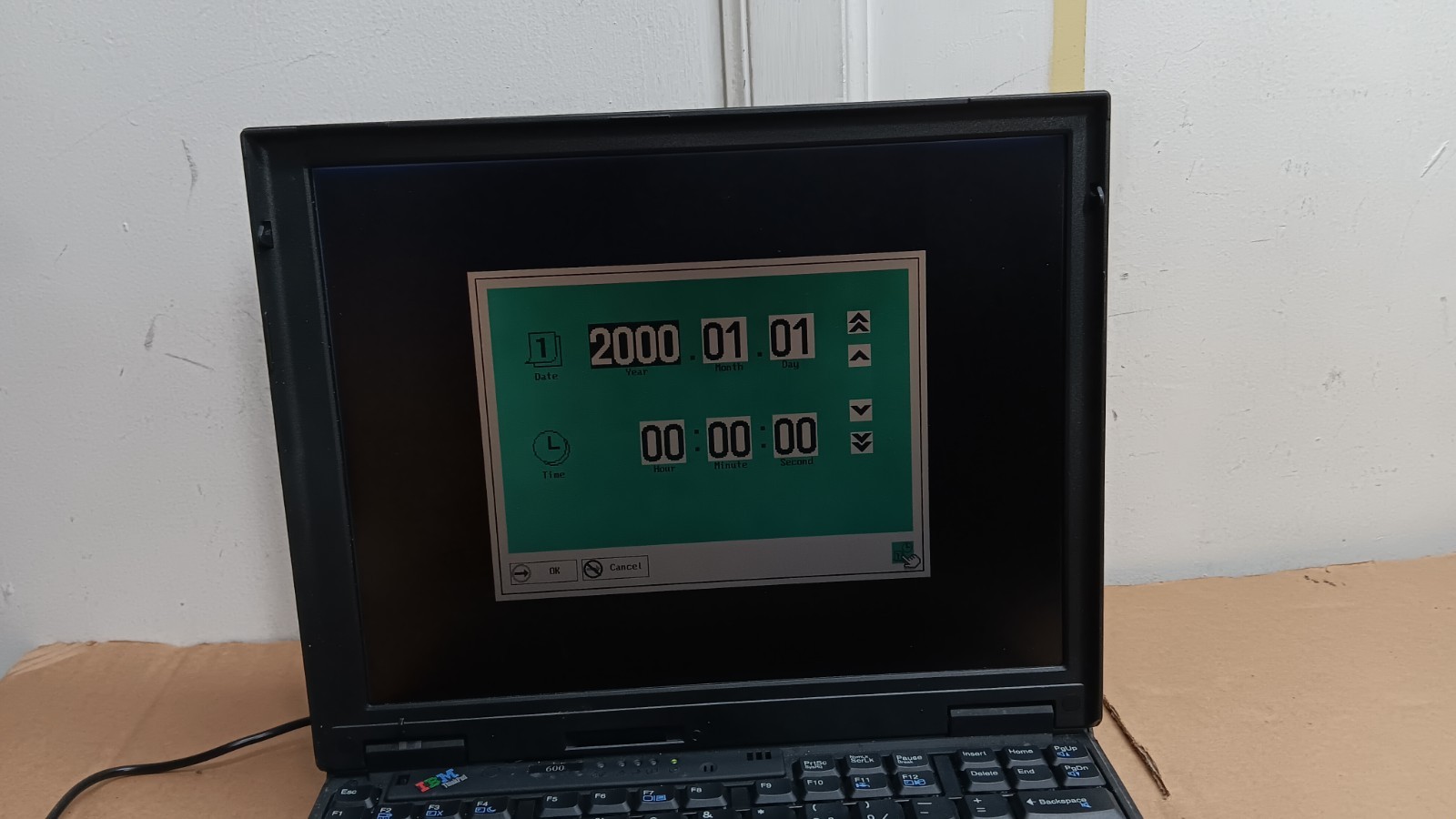 Vintage IBM ThinkPad 600 Laptop Intel Pentium II 13″ LCD Screen IBM TYPE 2645 PR