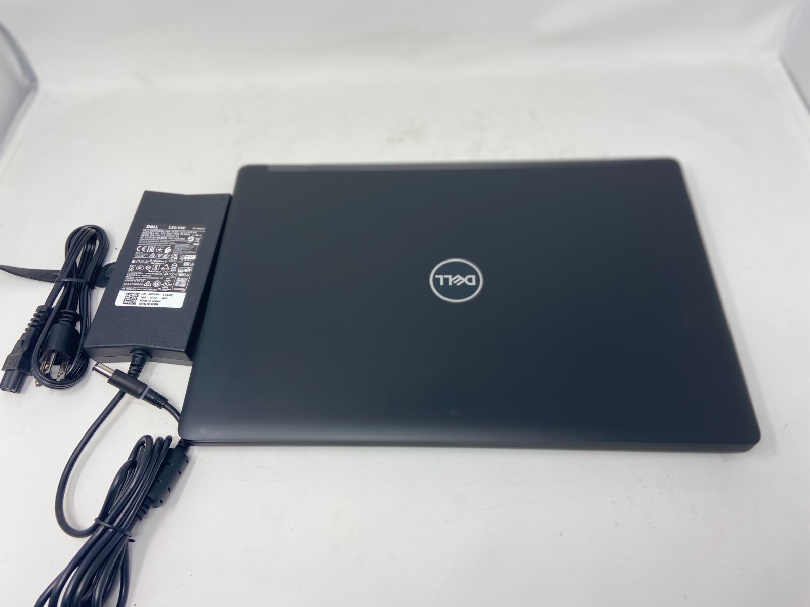 Dell Latitude 5580 15″ Core i5-7300u 2.6GHz 16GB 256GB SSD Webcam Win 11 Laptop