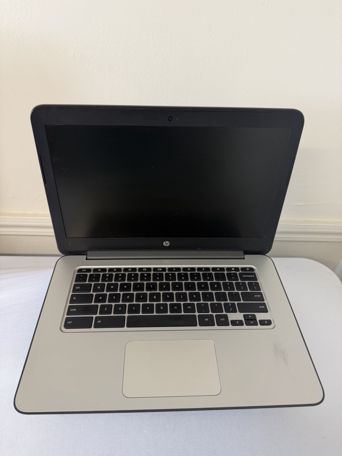 HP Chromebook 14 G4 Laptop – Good Screen – Intel Celeron N2840-RAM 4GB-Read Des