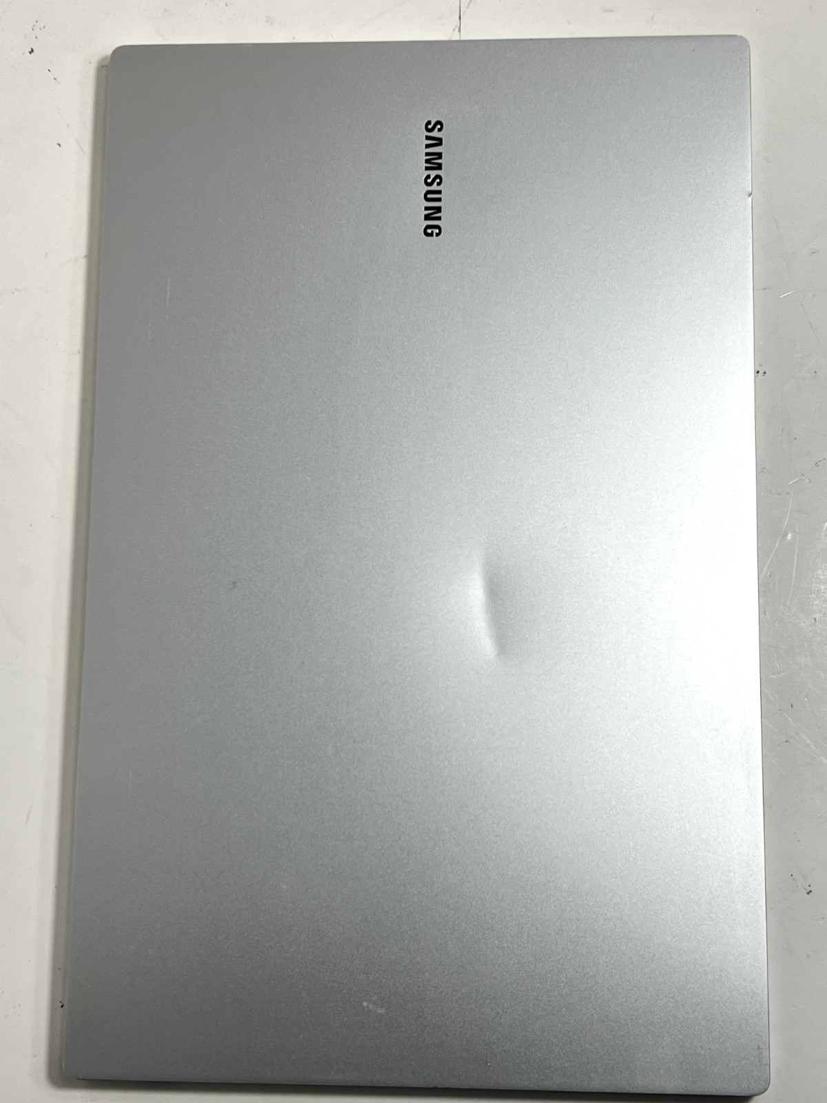 Samsung Galaxy Book Pro NP950XDB 15.6″ i7-1165G7 2.80GHz 16GB 256 GB SSD Win 11