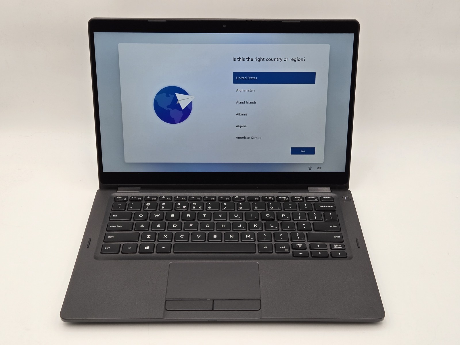 Dell Latitude 5300 2-in-1 13″ FHD Touch I5-8365U 256GB 16GB W11P Backlit IRCam