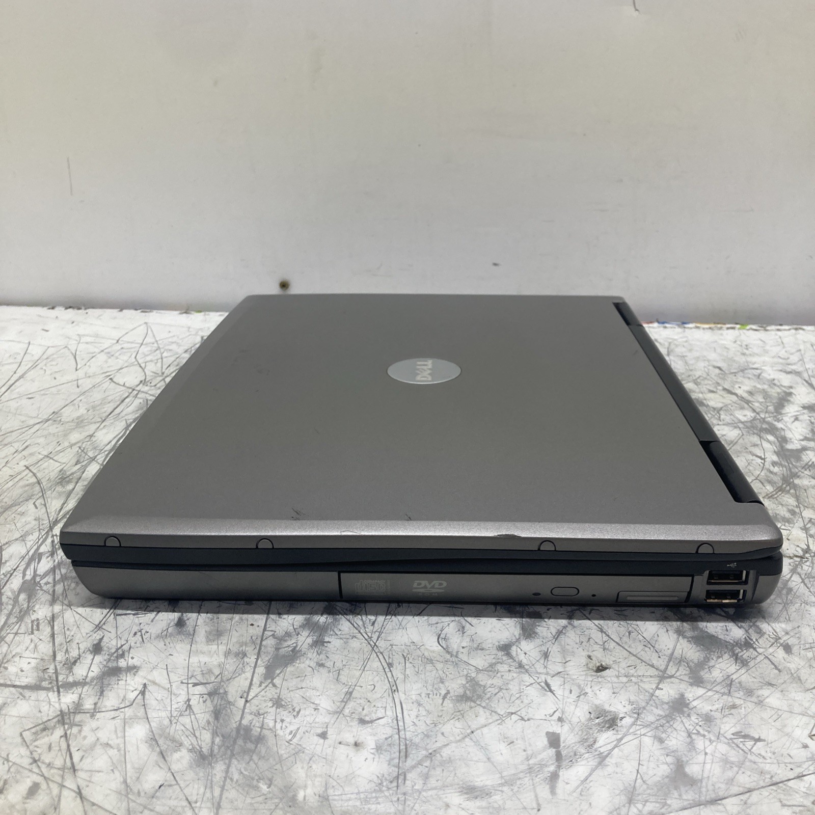 Dell Latitue D520 Intel Core Duo 1.66 GHz 1GB RAM NO HDD/OS Boot to BIOS