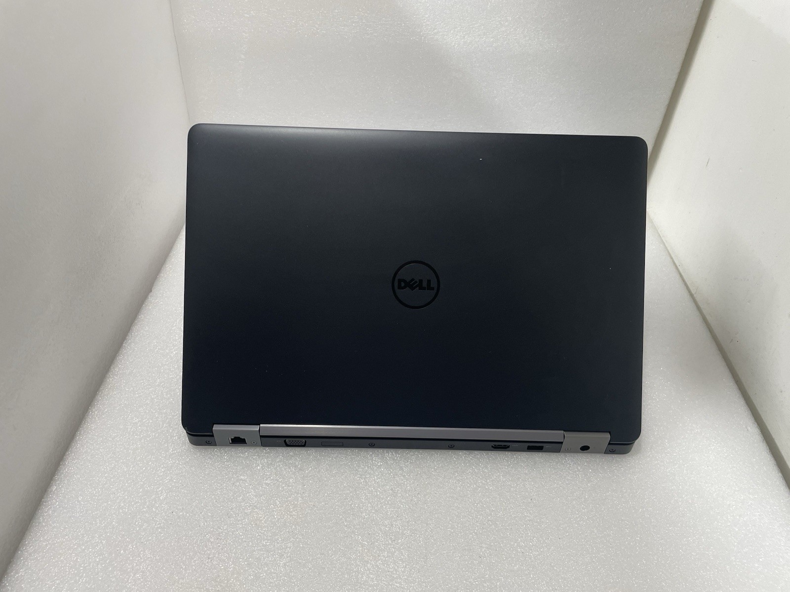 Dell Latitude E5570 128gb Nvme Win 11 i5-6200u 2.40ghz 8gb RAM HDMI Webcam