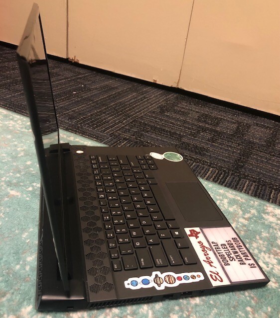 Alienware laptop m15 r2, 16GB, intel core i7 9th gen processor, gently used