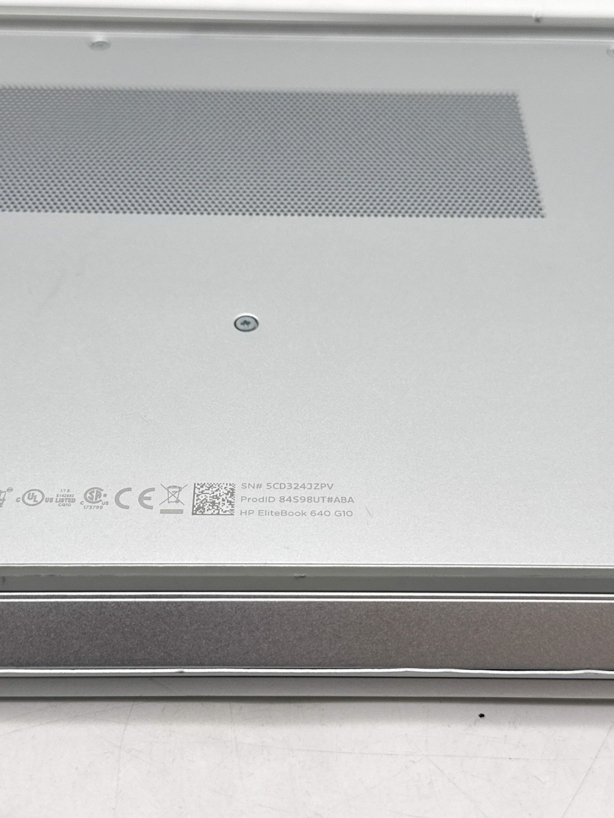HP EliteBook 640 G10 14.0″ FHD Touch Core i5-1335U 1.30GHz 256GB SSD 8GB RAM #1