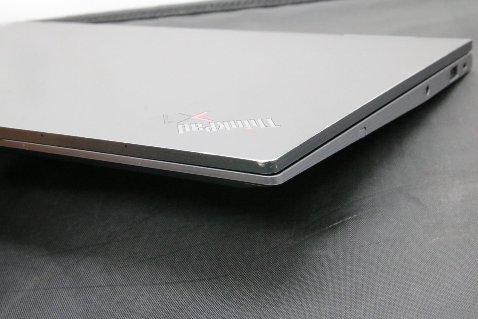 Lenovo ThinkPad X1 Yoga Gen 7 – i5-1235U – 16GB, 256GB, Windows 11 +Adapter