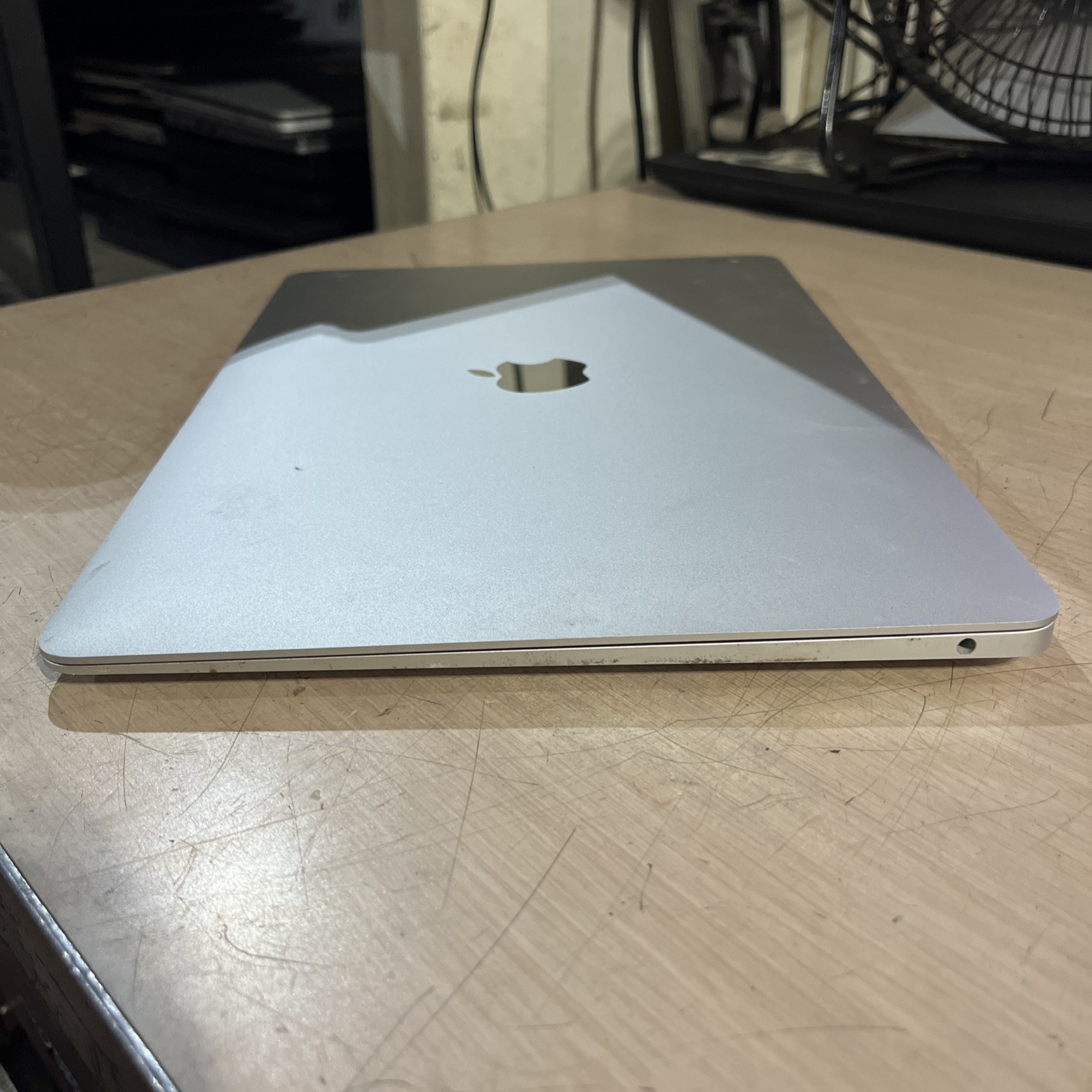 APPLE MACBOOK AIR 13″ SCISSOR,2020 CORE I3-1000NG4 1.1GHZ 8GB RAM 256SSD