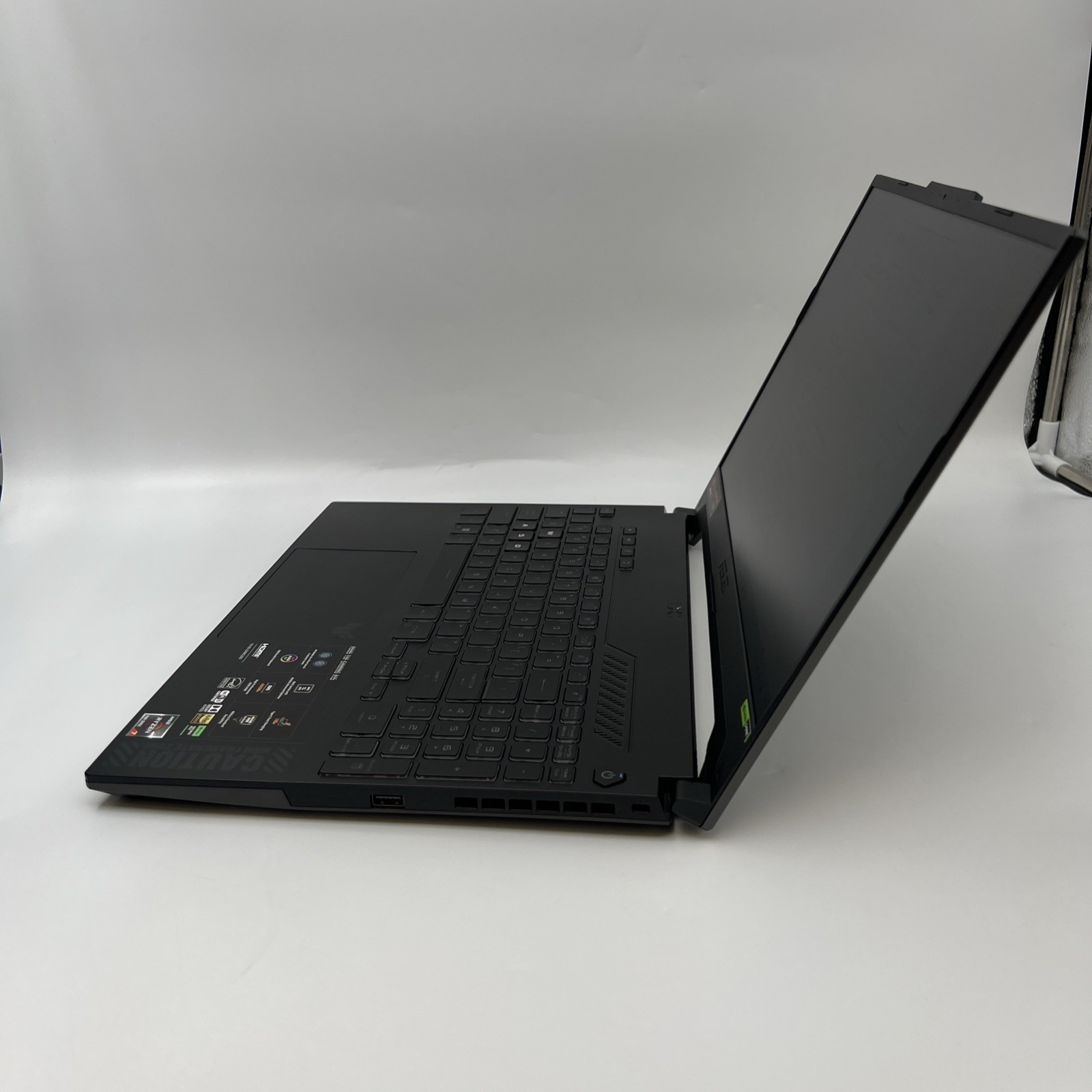 Asus TUF A15 FA507NU 15.6″ Ryzen 7 7735HS 16GB RAM 1TB SSD GeForce RTX 4050