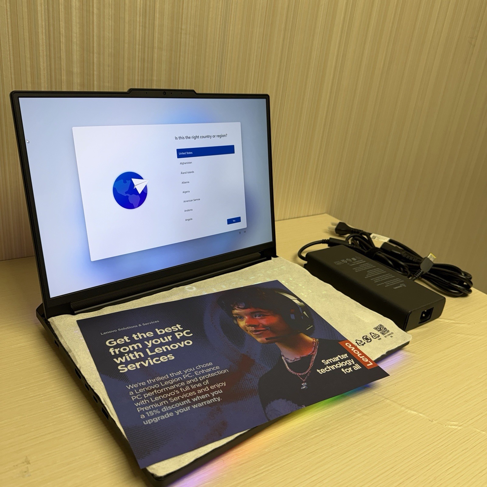 Lenovo Legion Pro 7i Gen 10 16 inch 240Hz QHD Ultra 7 255HX 32GB 2TB RTX 5070 Ti