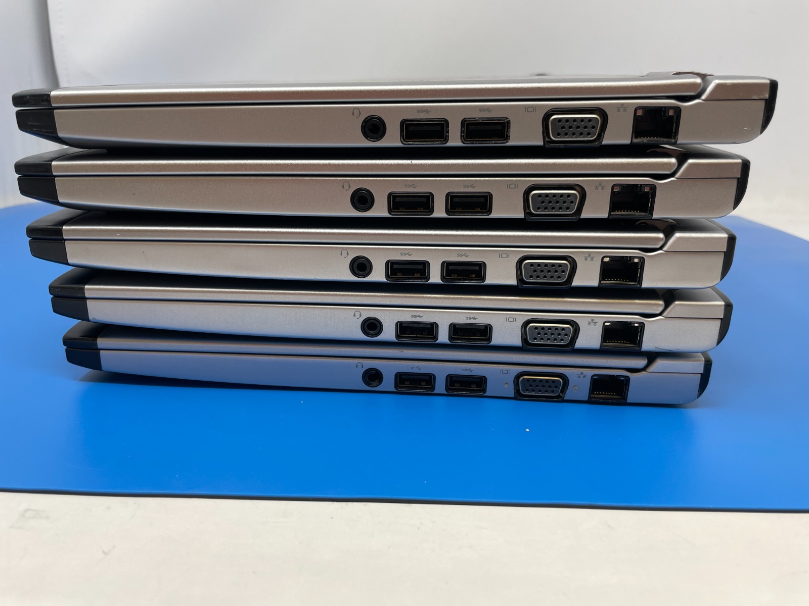 Lot of 5 Dell Latitude 3330 Intel Celeron 1007U 2GB RAM Varying HDD | FOR REPAIR