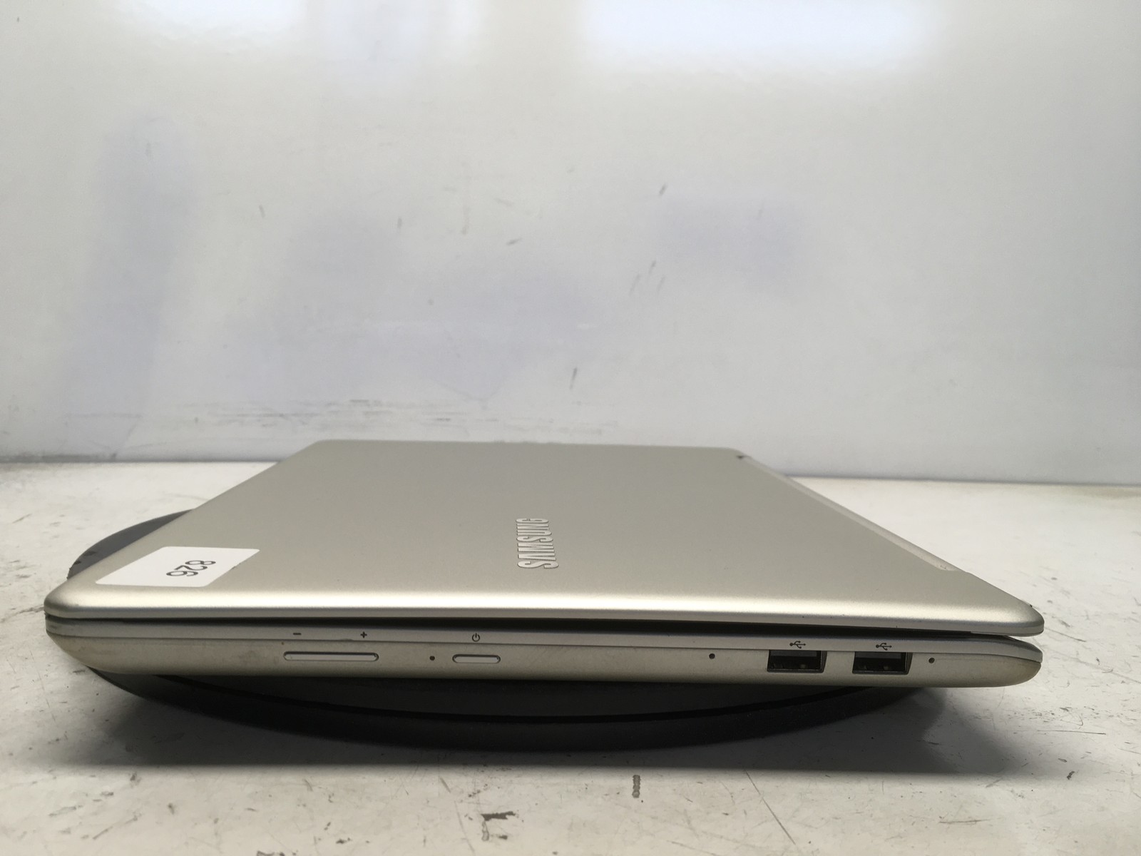 Samsung 740U Intel i5-6200U 2.3GHz 8 GB NO HDD No Batt