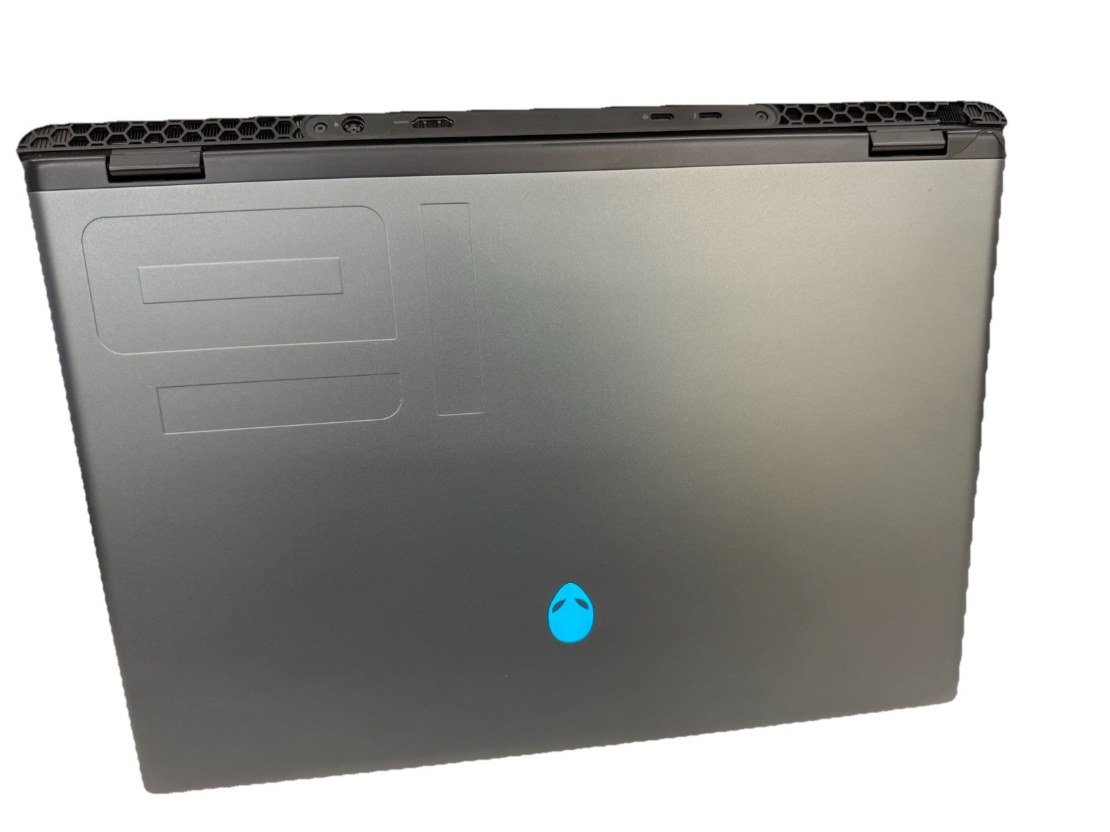 Dell Alienware M16 R2 240Hz QHD+ 1.4GHz Ultra 7 155H 16GB 1TB RTX 4070 Frame Gap