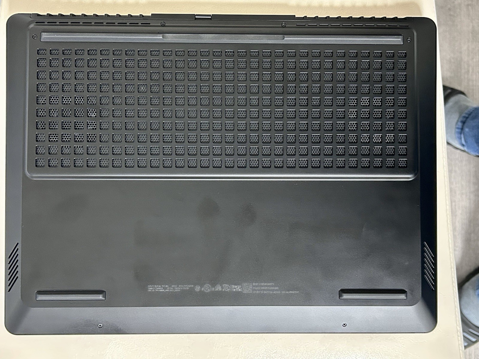 HP Omen 16-ap0047nr Black Gaming Laptop 16.0″ AI 7 350 16GB 1TB RTX 5060 W11