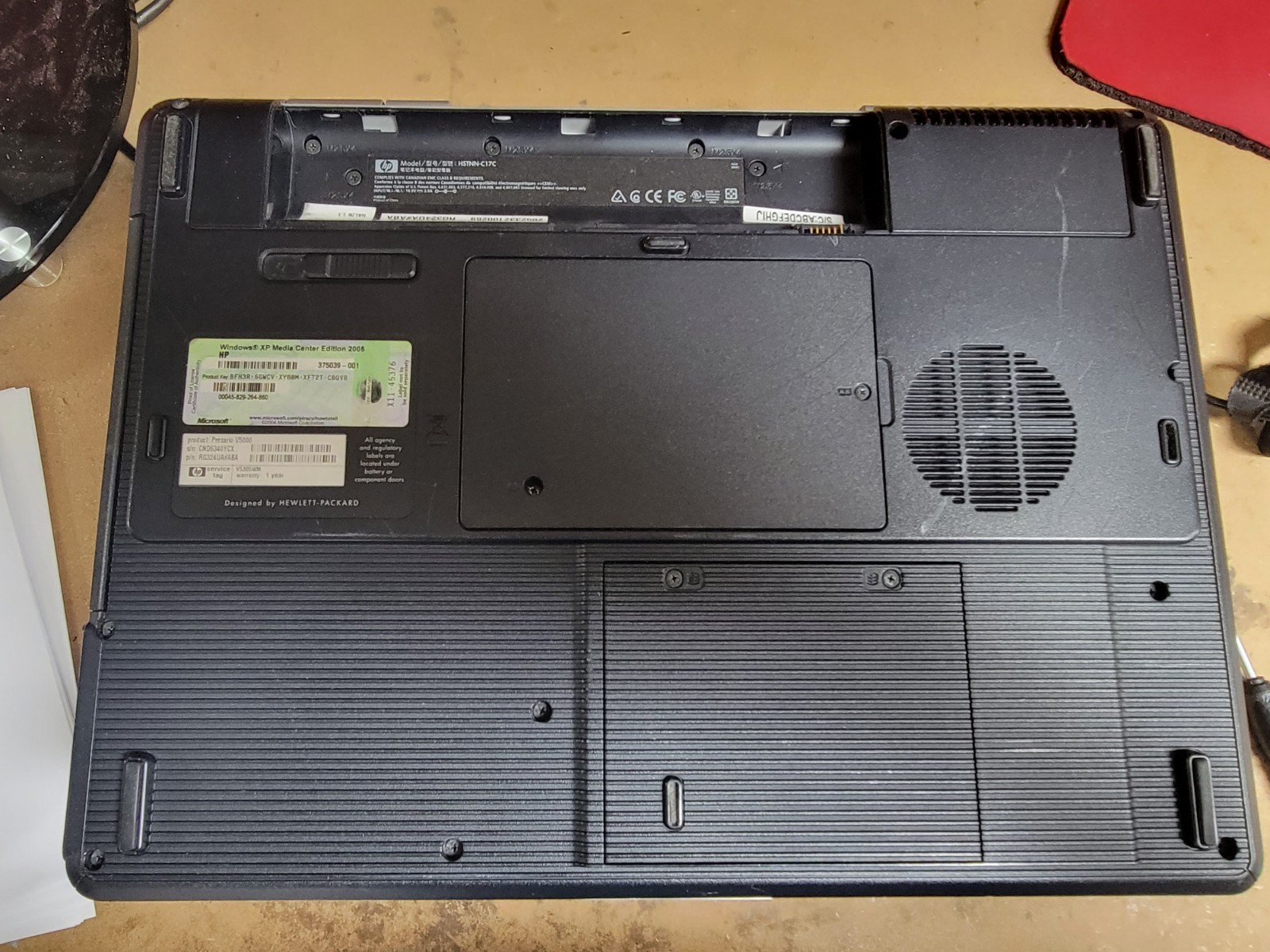 Compaq Presario V5000 – 15.4″ AMD SEMPRON 256MB Laptop – Sold for parts