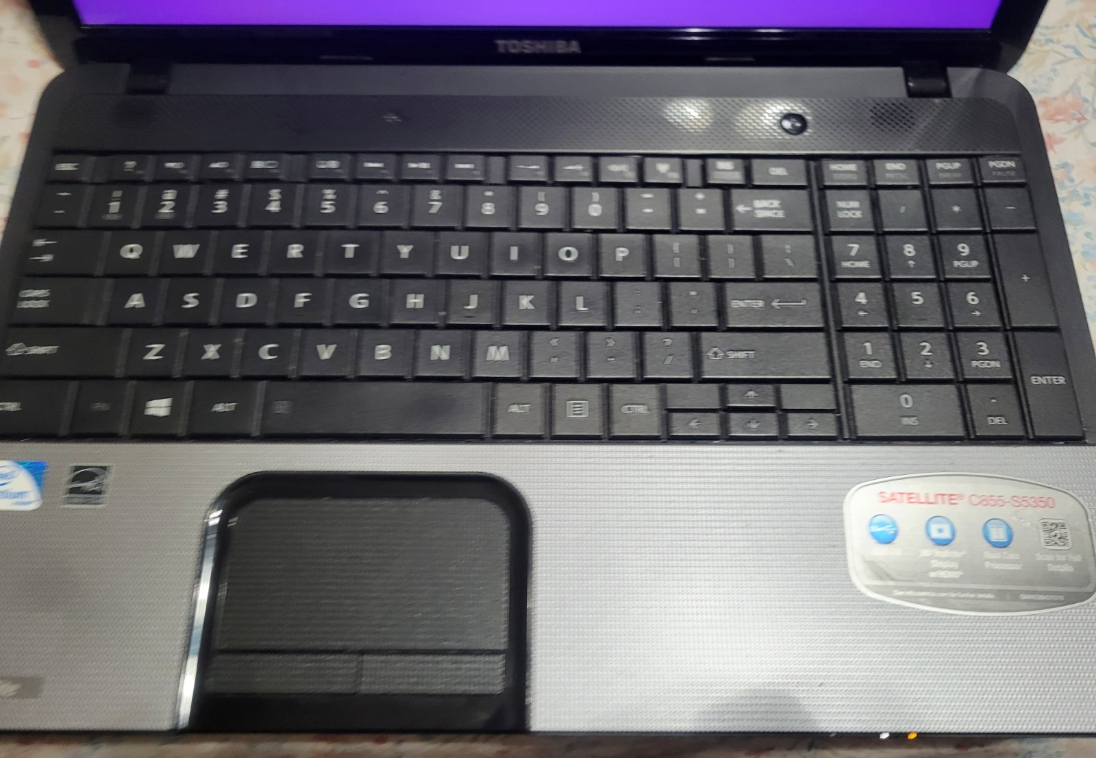 Toshiba Satellite C855-S5350 Intel Pentium CPU B980 @ 2.40GHz 6GB RAM w HD