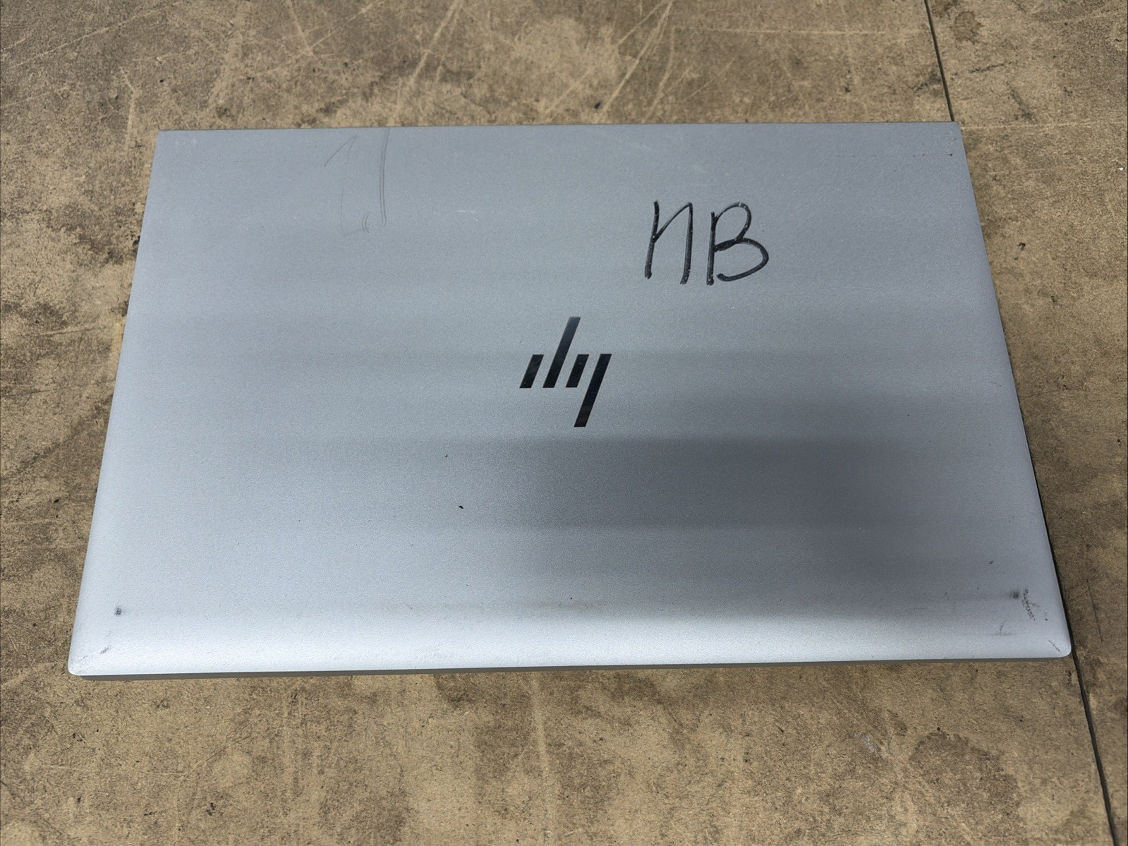 HP EliteBook 840 G8 14″ FHD i5-1145G7 16GB RAM No OS