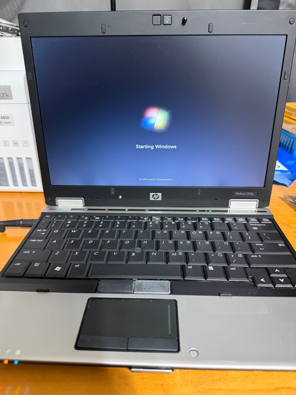HP ELITEBOOK 2530P 1.86GHz CORE 2 DUO 111GB HD 2GB RAM DVDRW