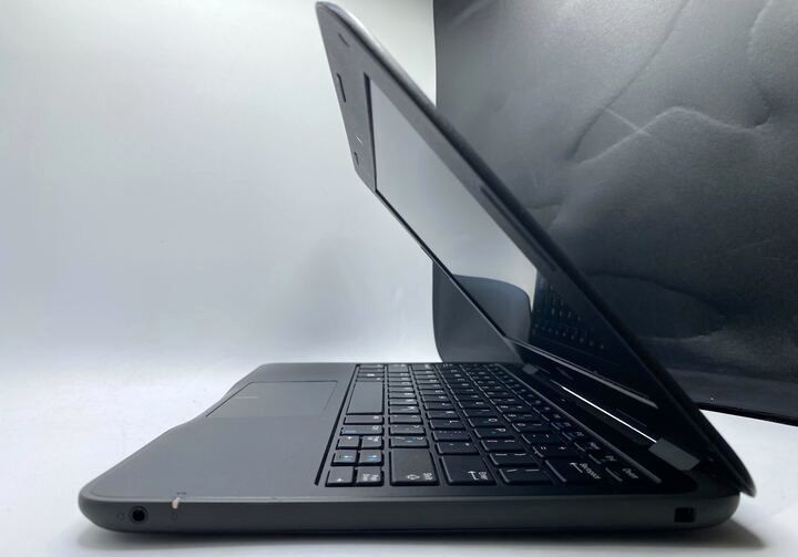 Dell Latitude 3190 11.6 Intel Celeron N4100 @2.4GHz 4GB RAM 64GB eMMC