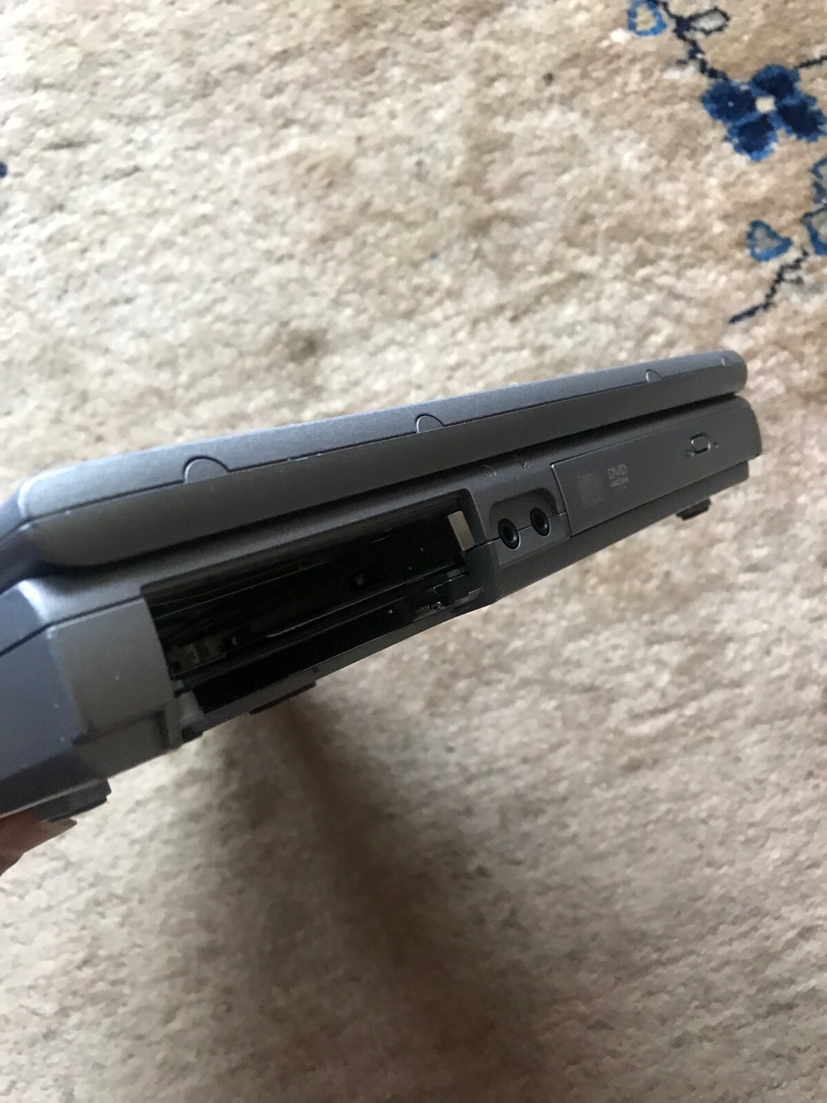 Dell Inspiron Model PP08L No Hard Drive, No power/Charging Cable for Parts Only