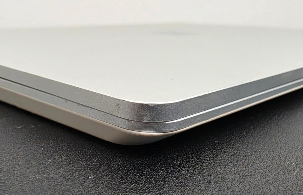 Microsoft Surface Laptop Go 2 – 12.4″ – i5-1135G7 16 GB Ram 256GB SSD Win 11