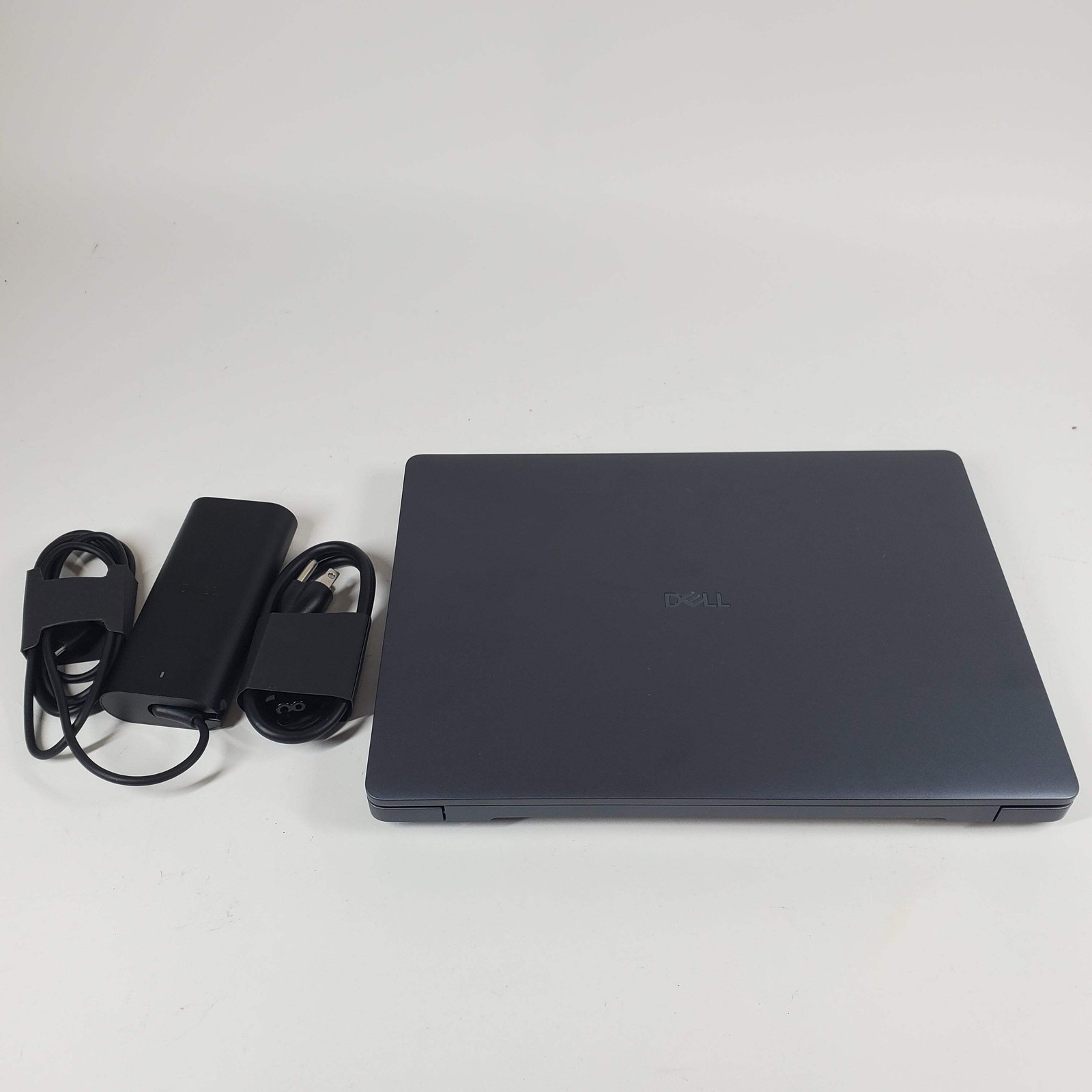 Dell Pro Max 14 14″ Intel Core Ultra 5 5.1GHz 16GB RAM 256GB SSD