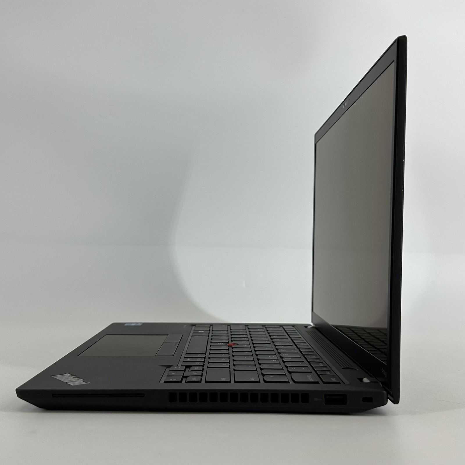 Lenovo ThinkPad P14s Gen 4 Black QHD+ i7-1360P 32GB 1TB SSD RTX A500 FRAME SPLIT
