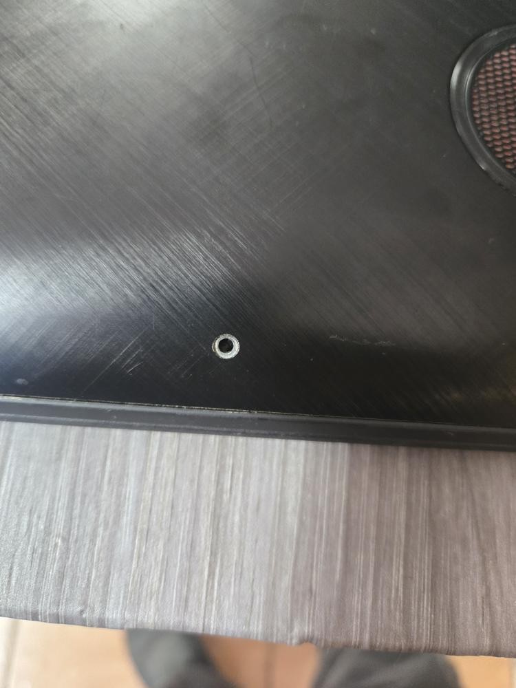 LENOVO Y700 *SEE PICS, HAS DAMAGE* (PSO027296)