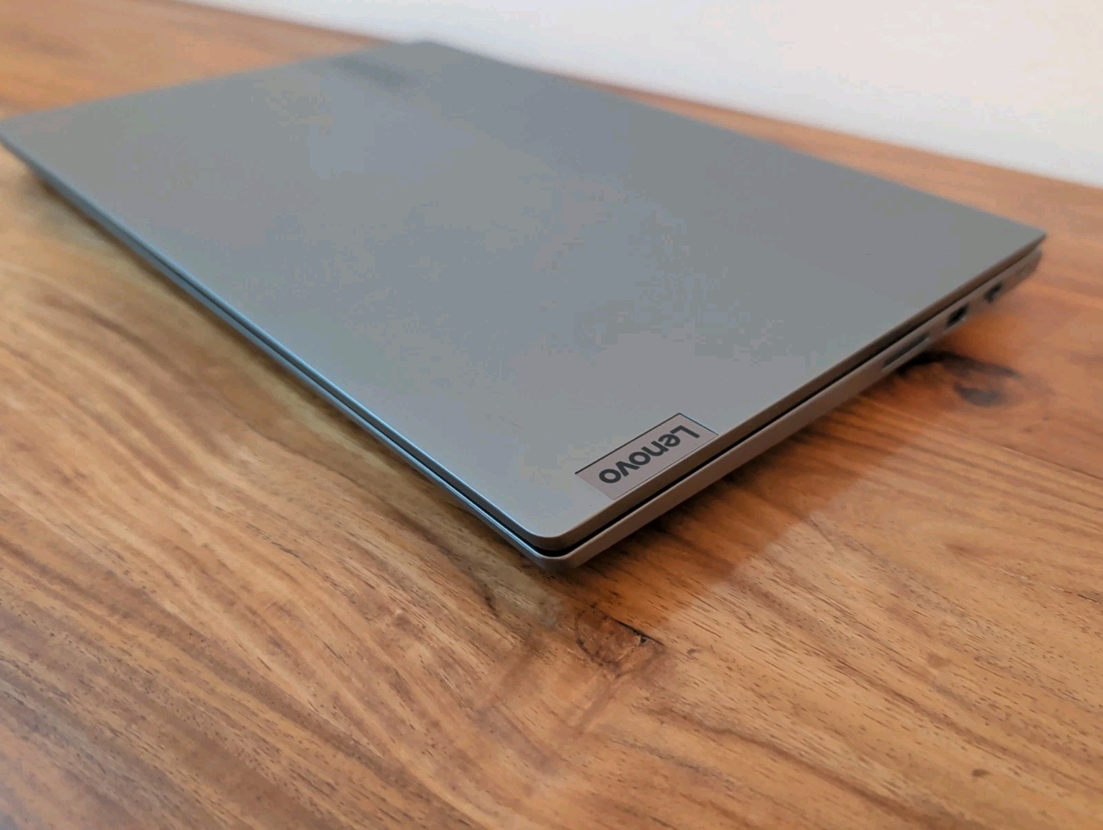 Lenovo Thinkbook 14 G2 ITL 14 inch (Intel Core i7 11th Gen., 8GB RAM)