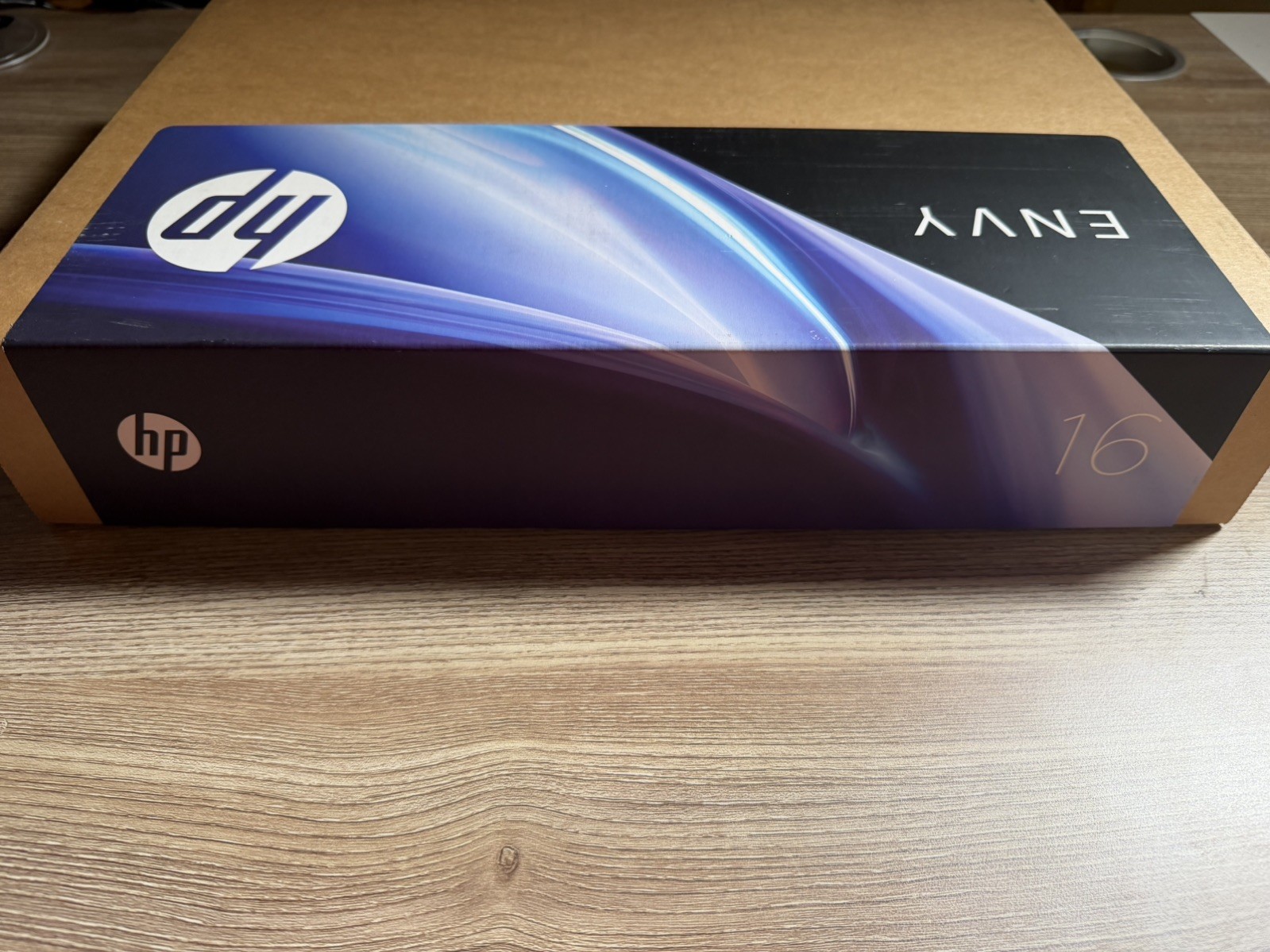 HP Envy 16″ X360 2-in-1 Touch Laptop (Ryzen 7, 16GB RAM, 1TB SSD) 16-ad0097nr