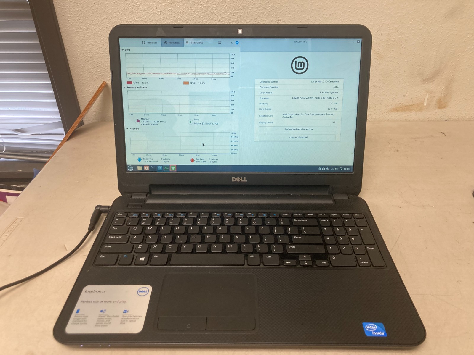 Dell Inspiron 15 Laptop Intel Celeron 321GB HDD 3.8GB RAM Linux Mint OS