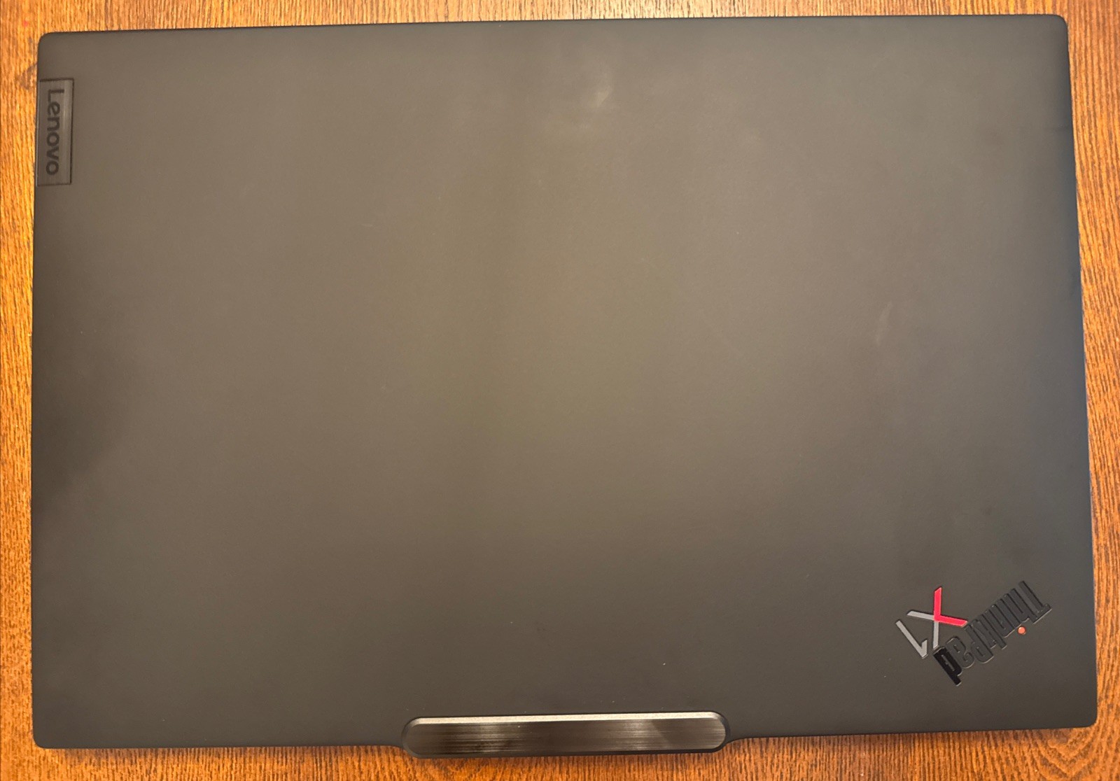 Lenovo Thinkpad X1 Carbon Gen 12 14″ 1920×1200 Ultra 7 155U 16GB 2TB SSD