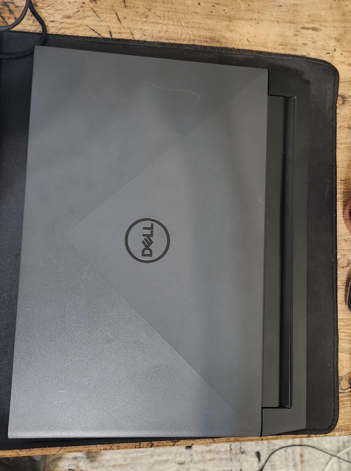 DELL G15 – R7 6800H – RTX 3060 – FHD 165Hz – RAM 16GB/SDD 512GB – W11 PRO