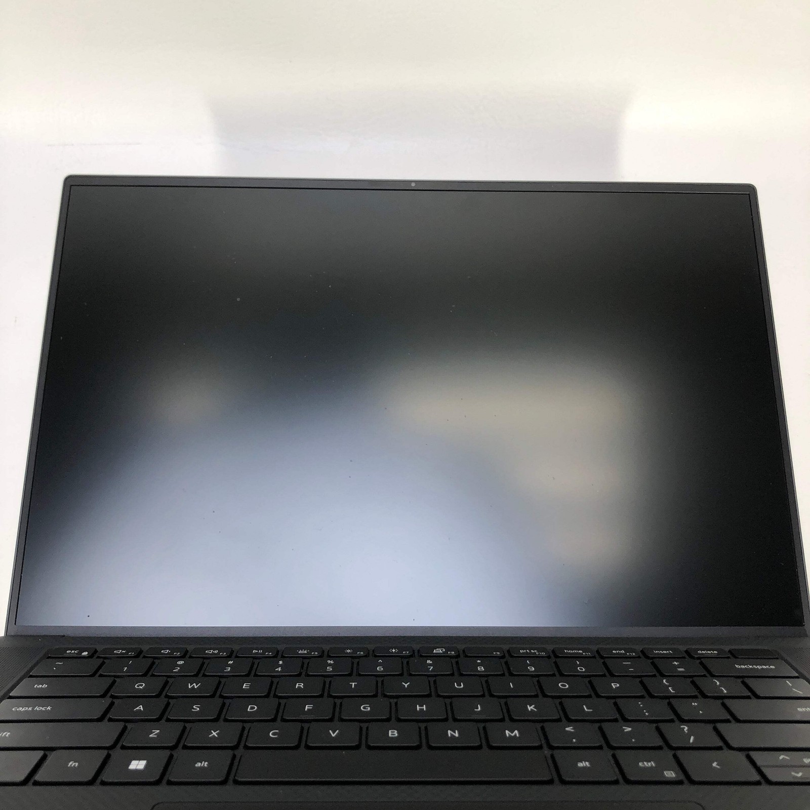 Dell XPS 15 9520 15.6″ i7-12700H 2.3GHz 16GB RAM 1TB SSD GeForce RTX 3050 Ti