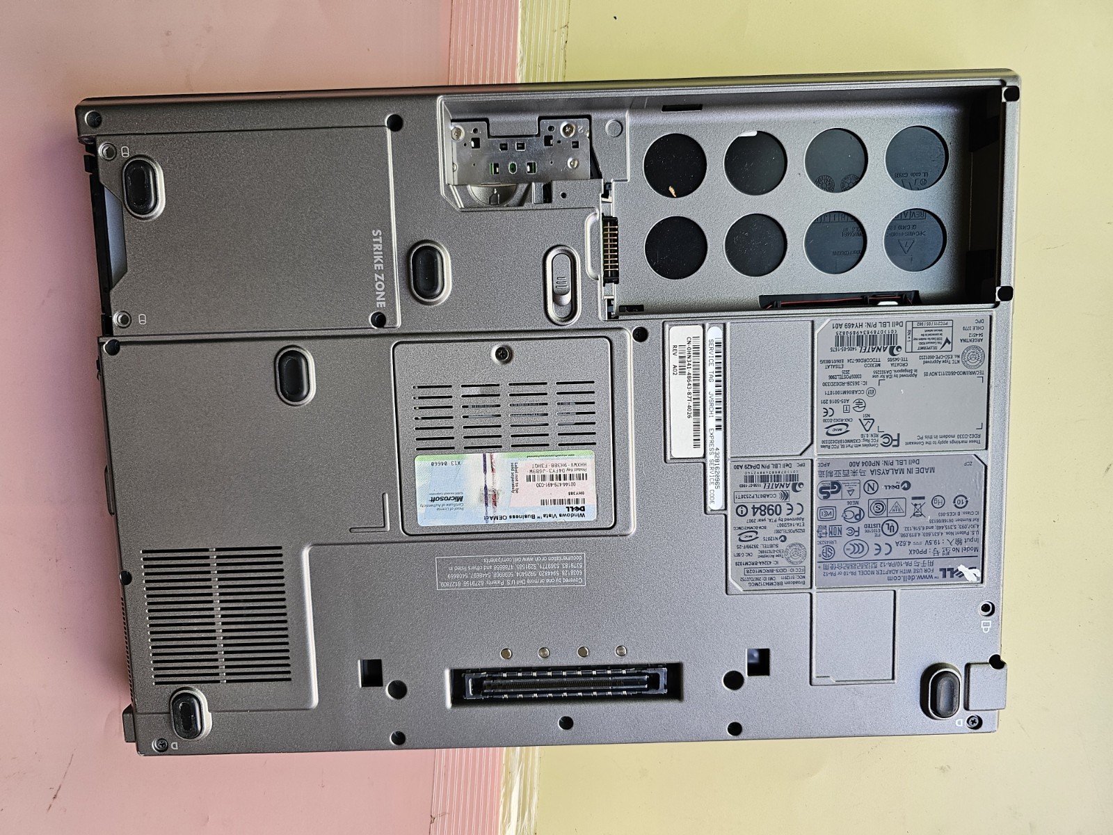 Dell Latitude D830 Core 2 DUO 3GB RAM 0GB SSD SERIAL COM PORT, PHONE PORT