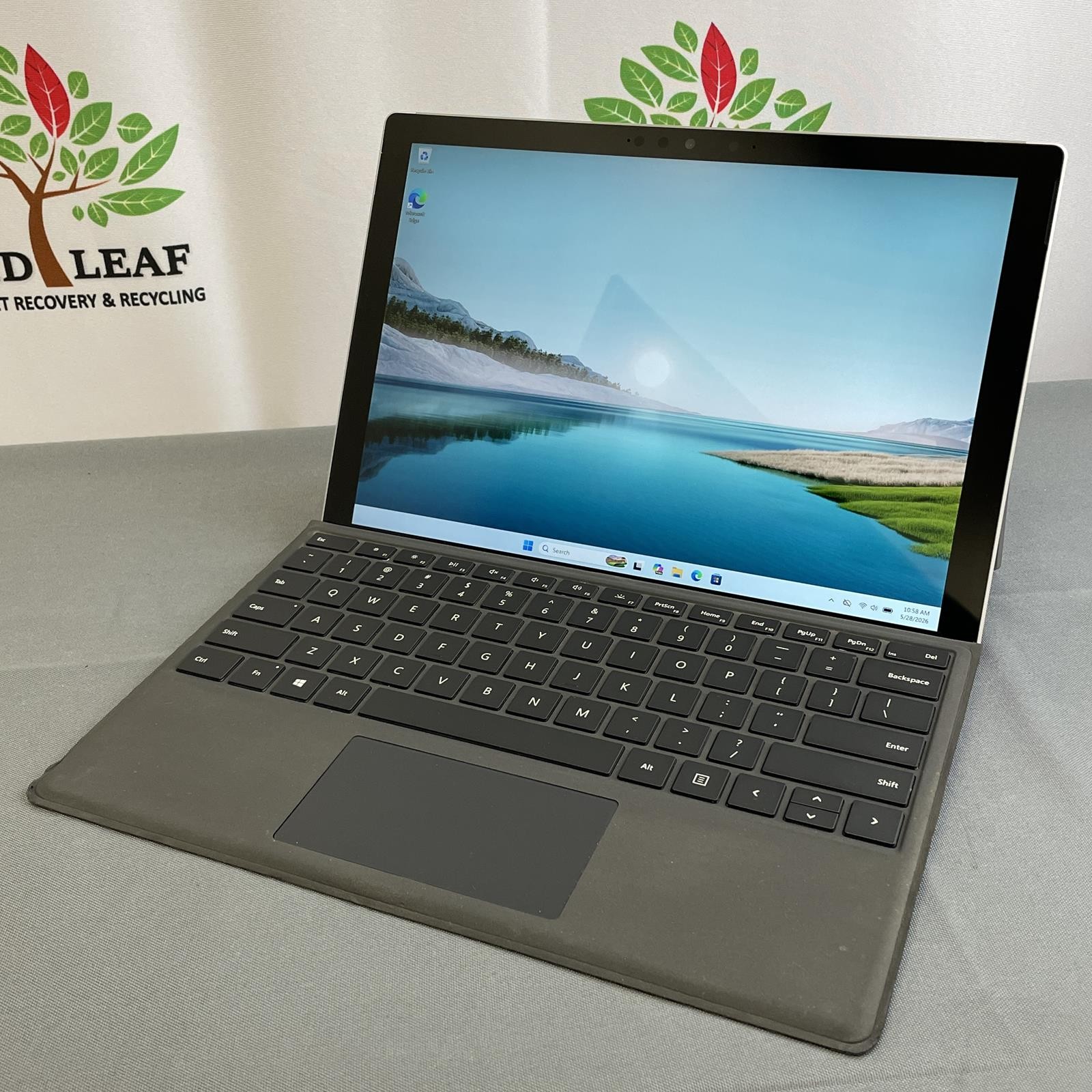 Microsoft Surface Pro 7+ (1960), Core i7-1165G7, 16GB, 1TB NVMe, W11 | Very Good