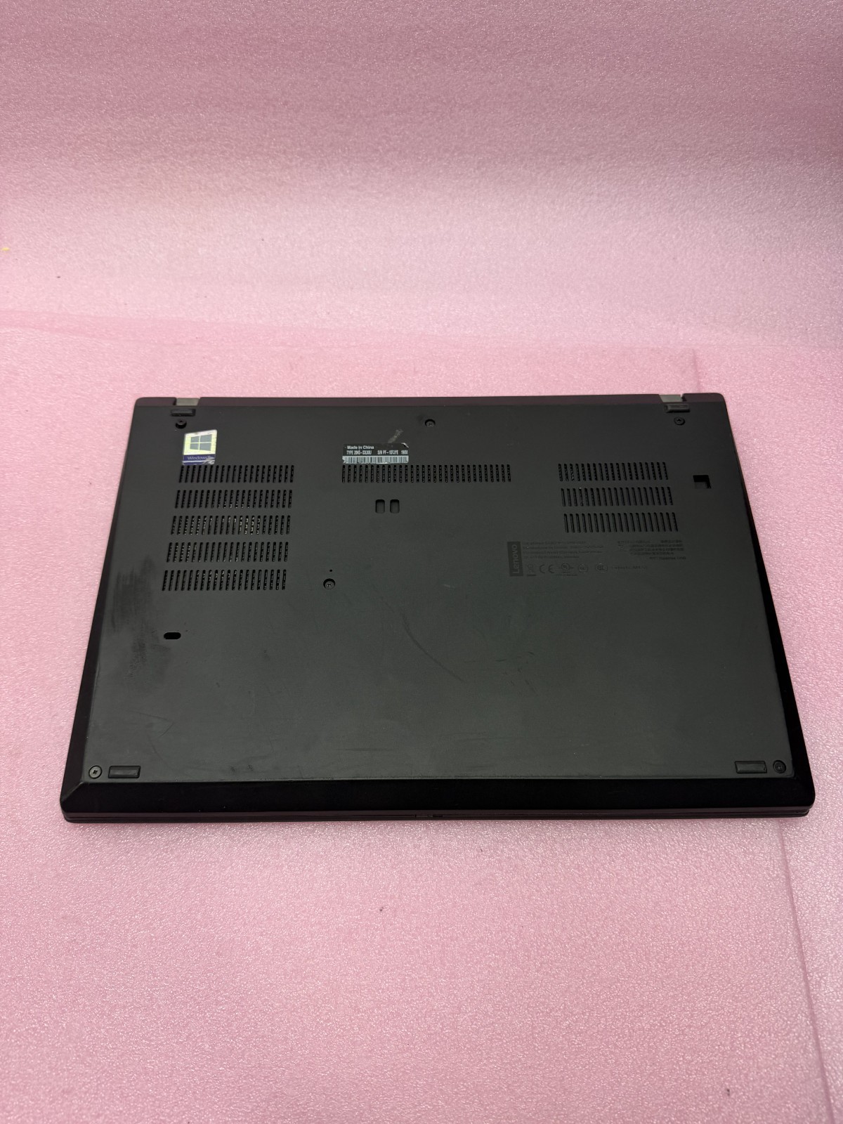 Lenovo ThinkPad T490 i7-8665U 1.99GHz BIOS LOCKED