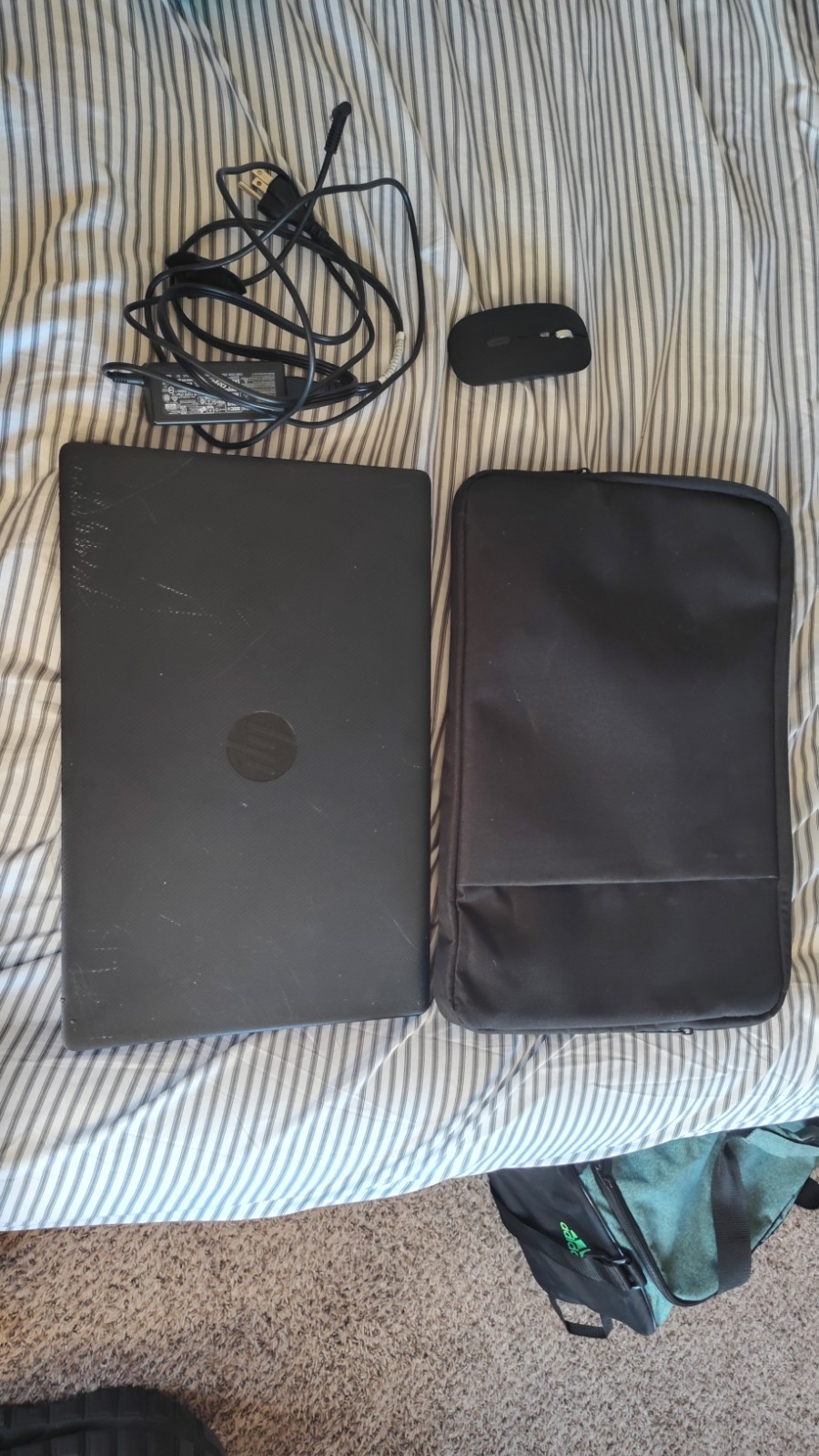 HP 17.3″ (1TB HDD, Intel Core I7-1165G7, 1.20 GHz, 16GB) Laptop Black