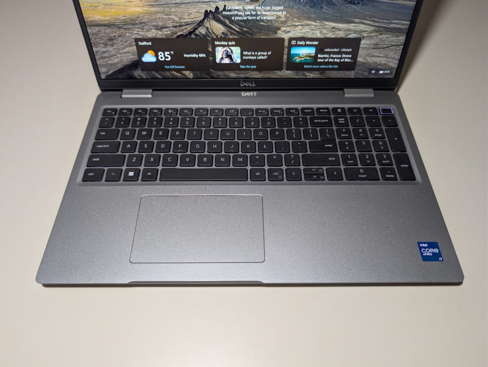 15″ Dell Latitude 5520 TouchScreen | i7 11th 16GB RAM 512GB SSD | FHD NVIDIA