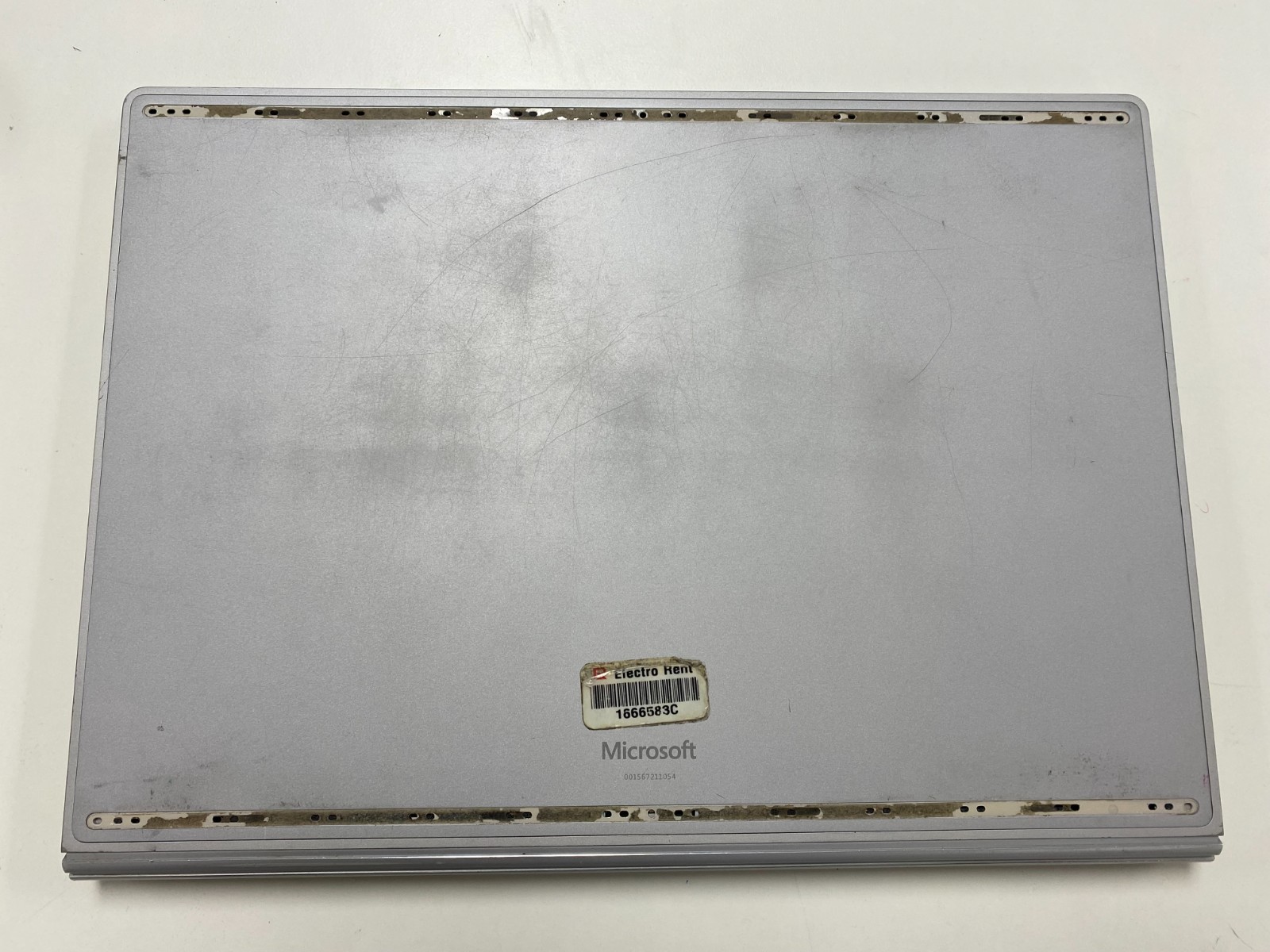 Microsoft Surface Book 3 15″ Core i7 1065G7 32GB RAM 1TB SSD no OS