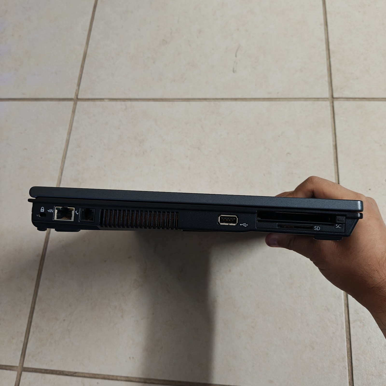 HP Compaq nc6220 14.1″ Windows XP Laptop – NO HDD/512MB RAM – NO POWER #3859