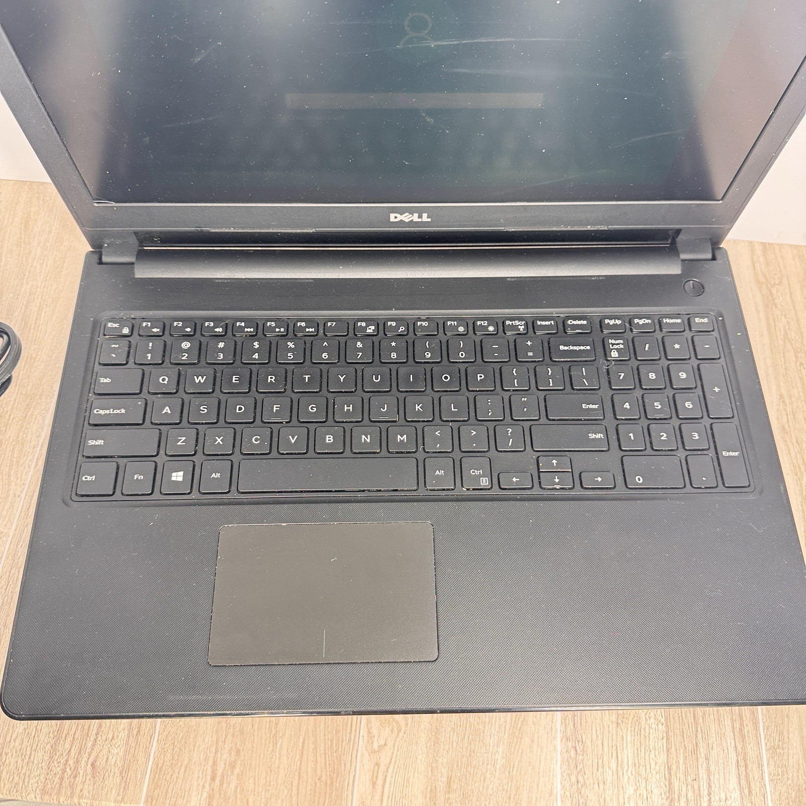 Dell Inspiron 15 3558 Laptop 15.6 i3 5th Gen 1TB Windows 10 Charger READ