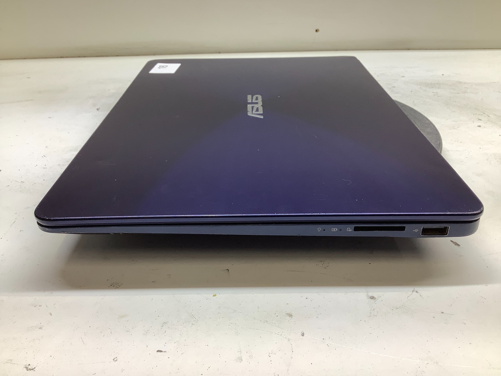 Asus Zenbook UX430U Intel Core i7-7500u 2.7GHz 8GB NO HDD