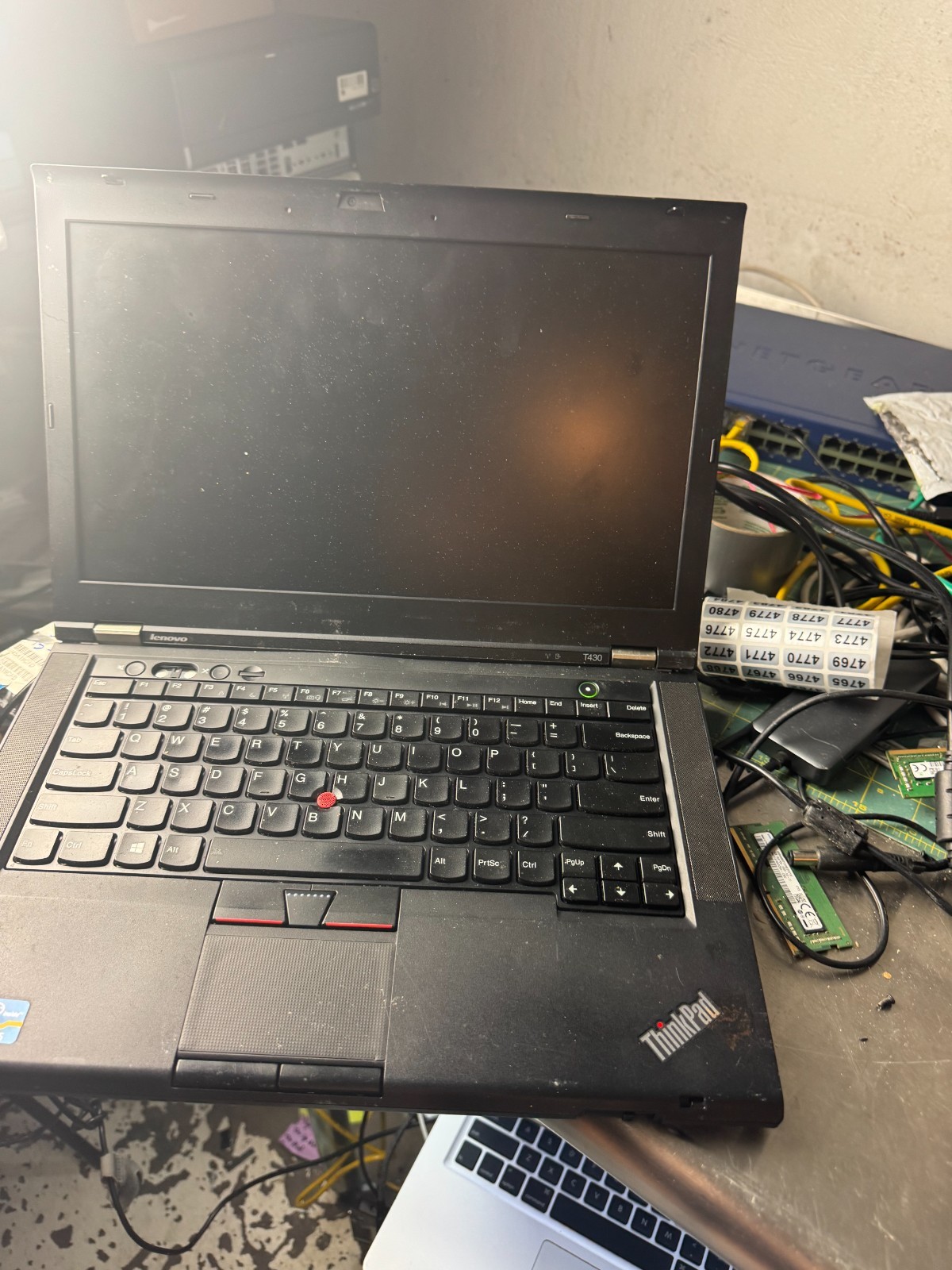 Lenovo ThinkPad T430 Intel Core i5 Laptop for Parts/Repair #4755