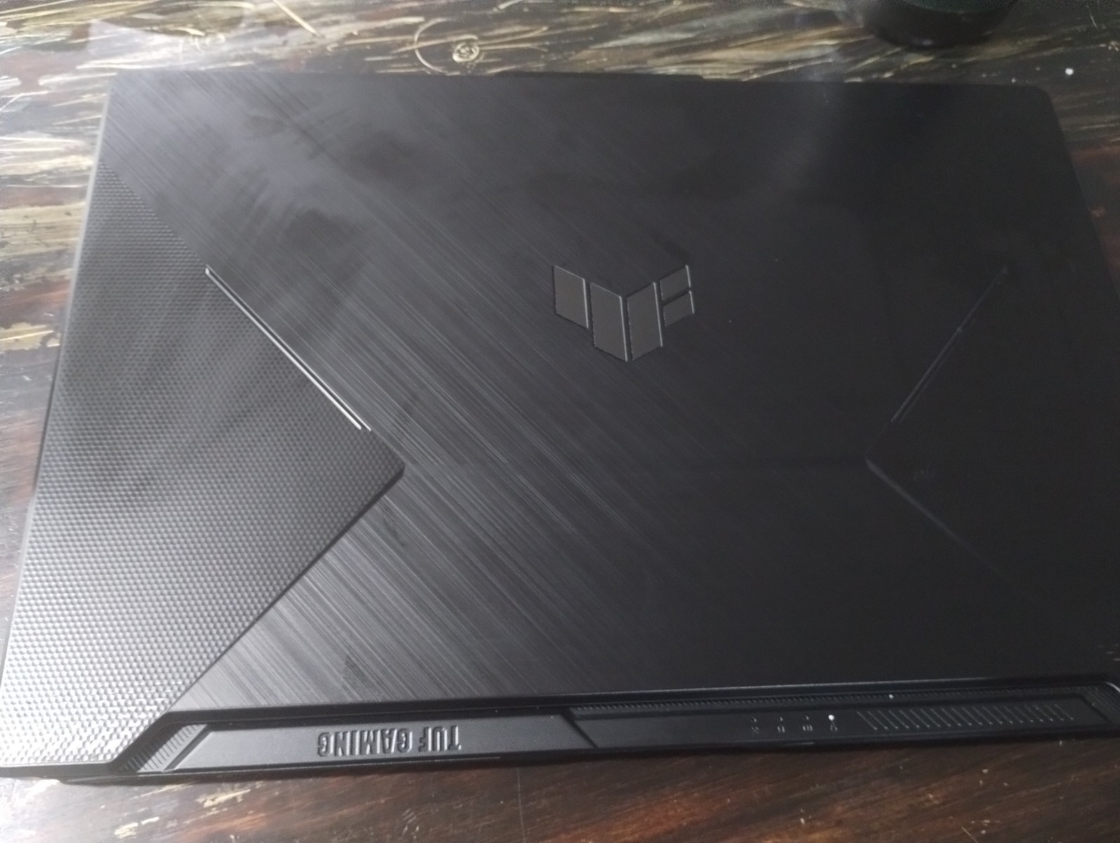 ASUS TUF Gaming A17 FA706NF 17.3″ AMD Ryzen 5 7535HS 8GB DDR5 512GB SSD RTX 2050
