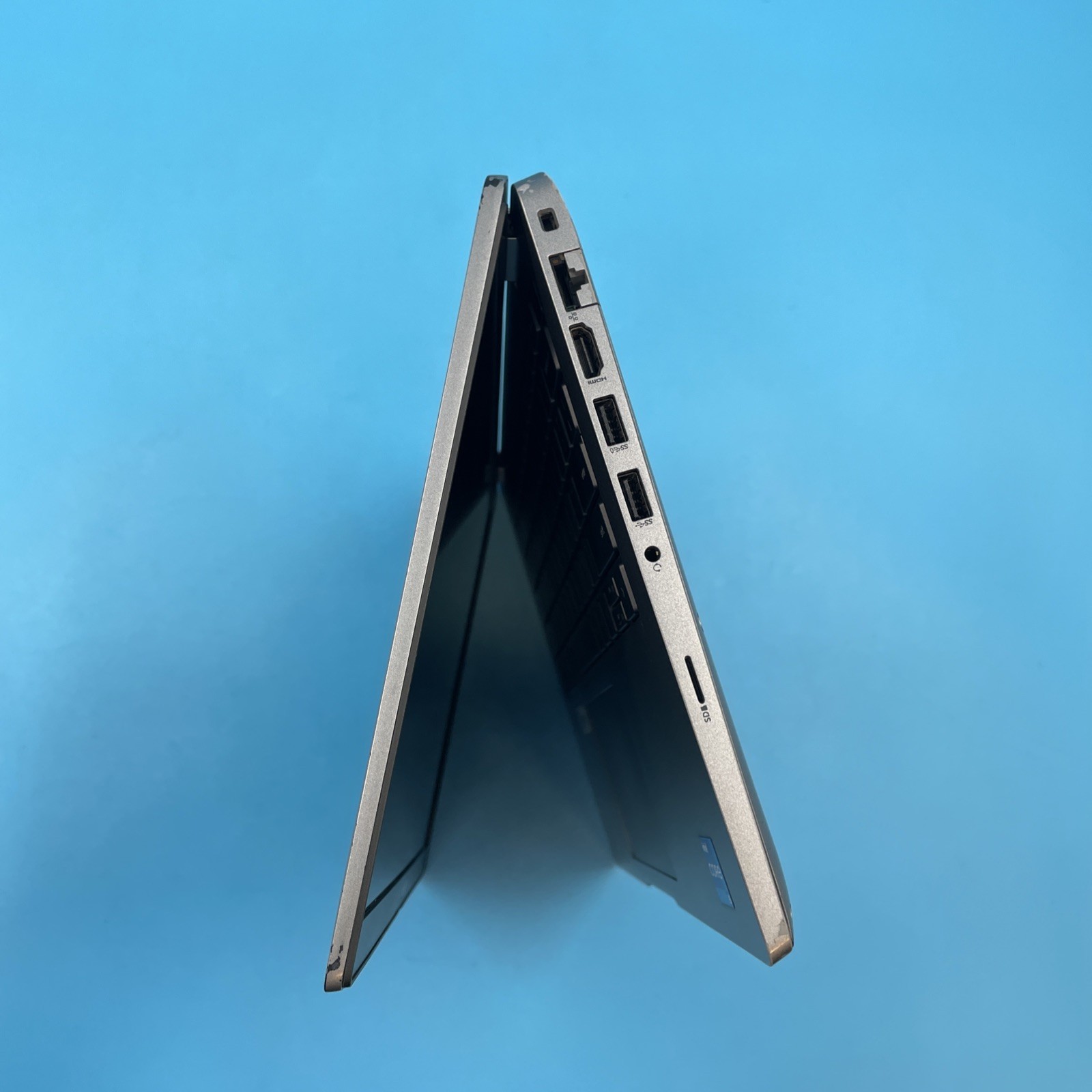 Dell Latitude 5420 | i5-1145G7 | 8GB RAM | NO DRIVE | NO OS | 49% BATTERY