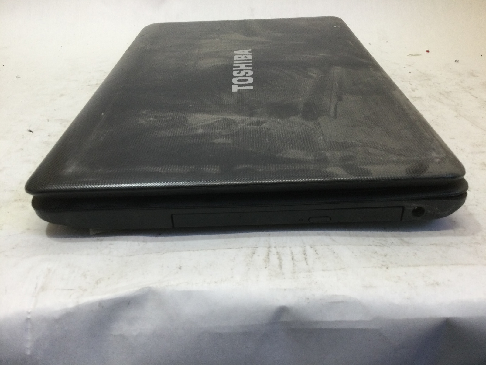 TOSHIBA SATELLITE C655-S5082 – BOOTS TO BIOS – INTEL CELERON – 2GB RAM -READ-BB