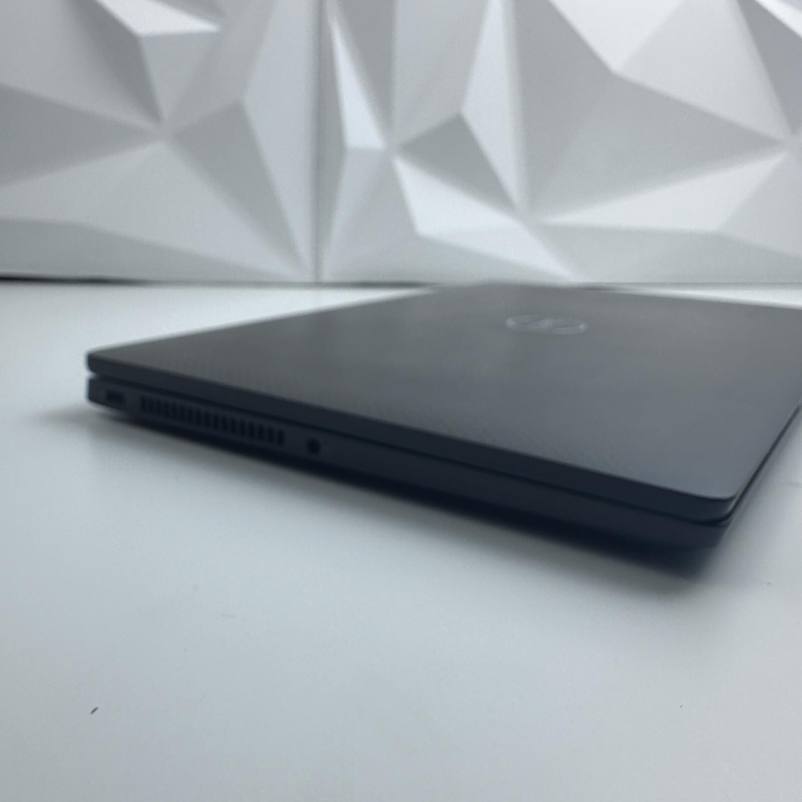 DELL Latitude 7320 Laptop, 13.3″ FHD, i5-1145G7, 16GB, 256GB SSD