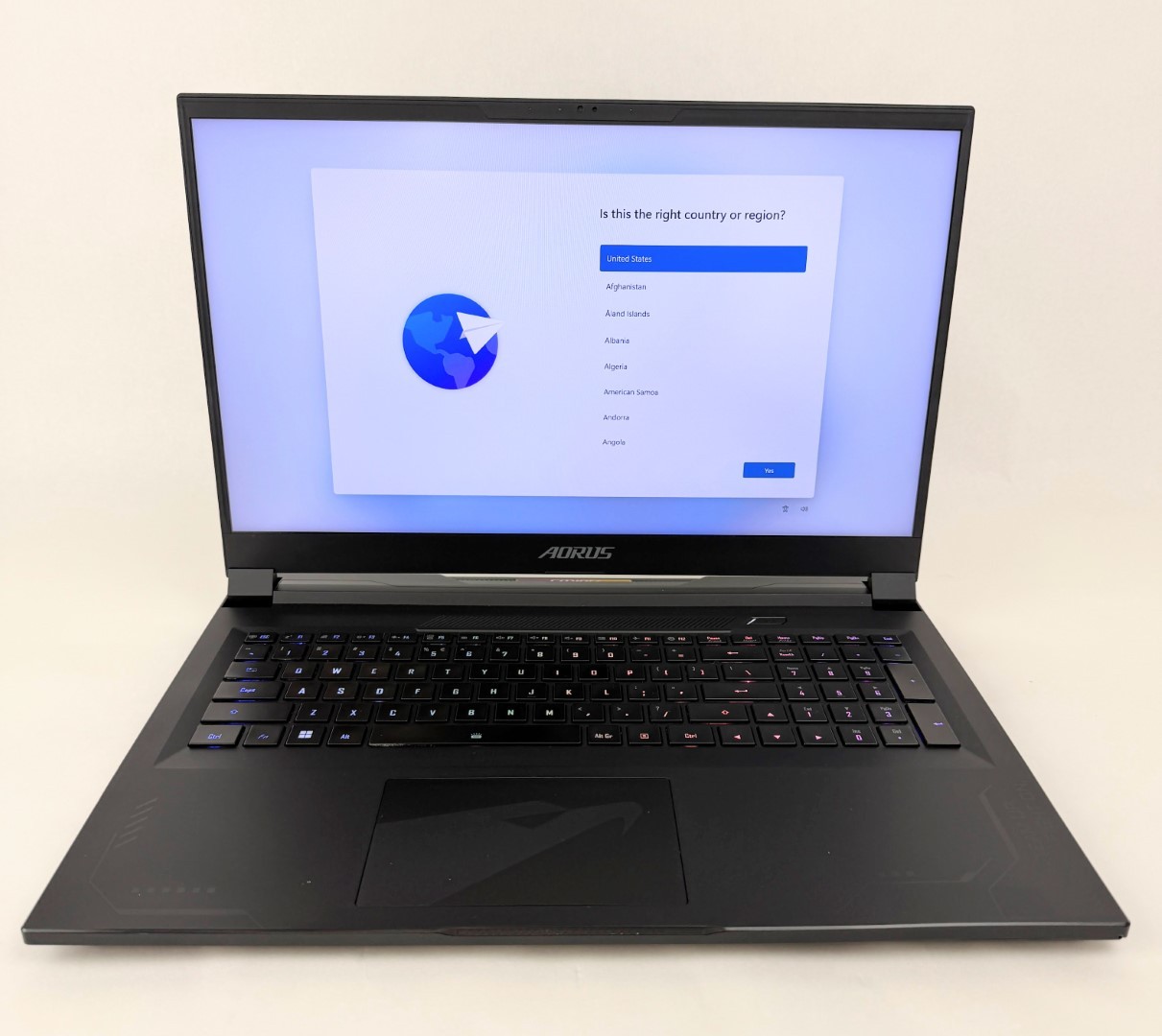 AORUS 17X AZF 17.3″ 2560×1440 240Hz i9-13950HX 32GB 2TB SSD RTX4090 W11H