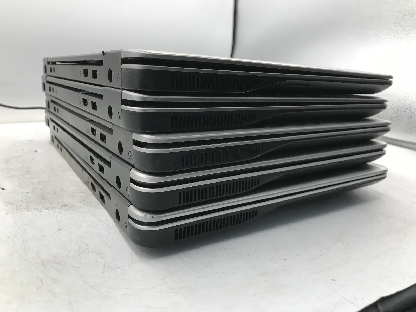 DELL LATITUDE E7440 – LOT OF 5 -FOR PARTS/REPAIR- INTEL I7 4TH GEN – NO RAM – BB