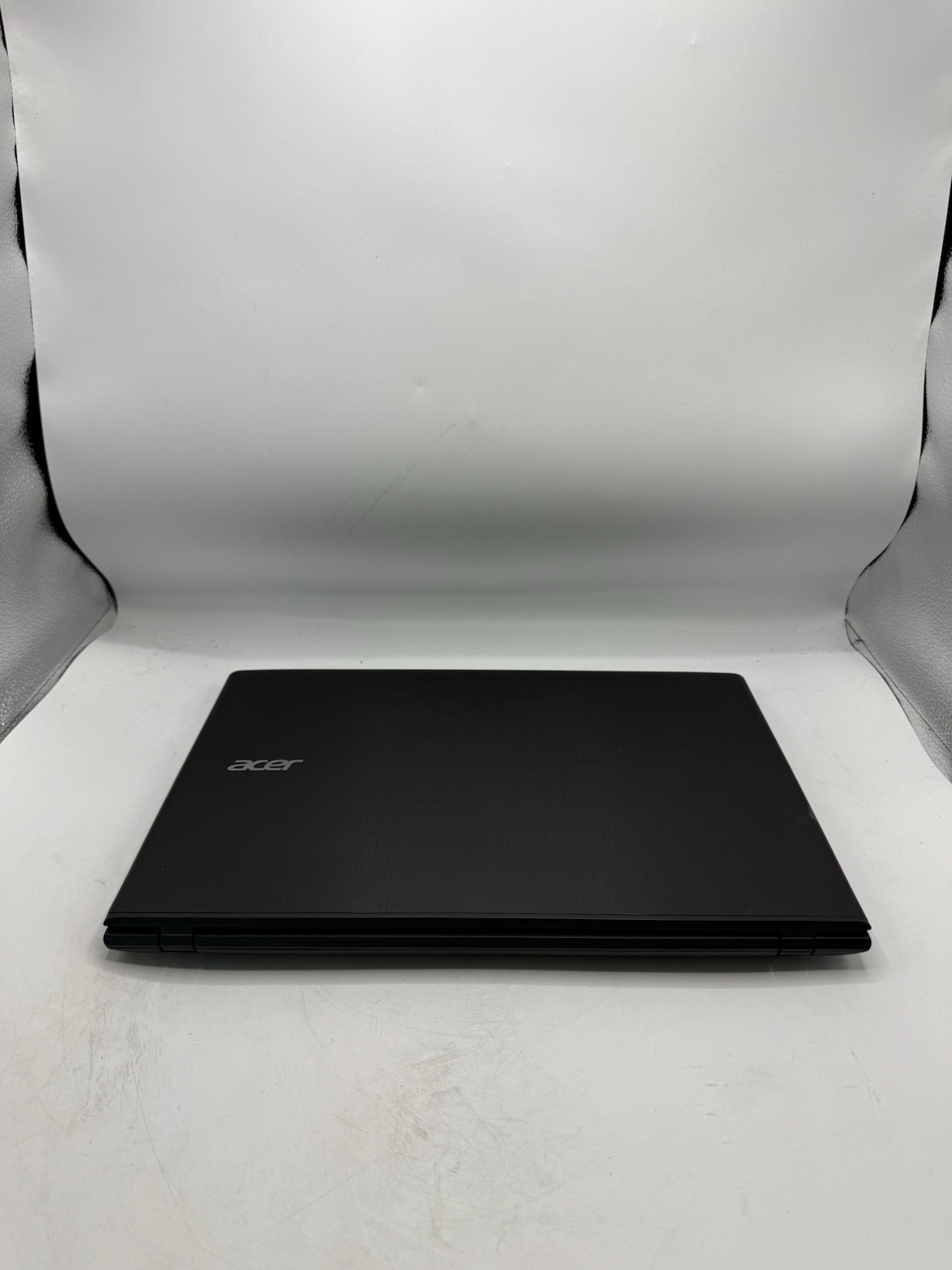 ACER TRAVELMATE P259-M 15.6” I3-6100U 2.3GHz 4GB RAM READ
